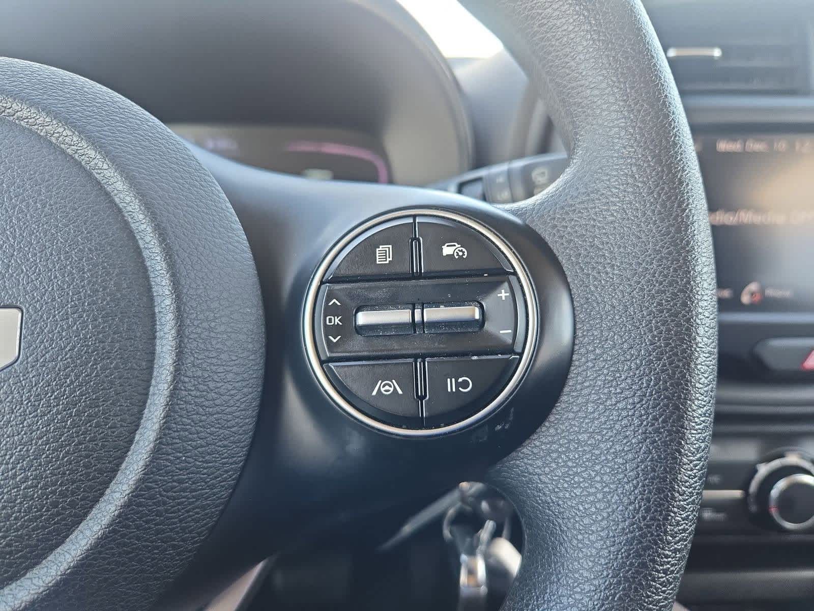 Thumbnail: 2023 Kia Soul - 23