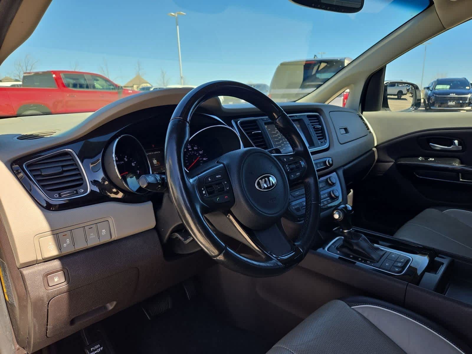 Used 2015 Kia Sedona SX Limited with VIN KNDME5C17F6036522 for sale in Frisco, TX