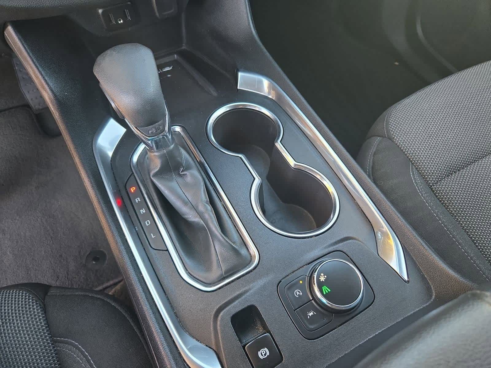 Thumbnail: 2023 Chevrolet Traverse - 30