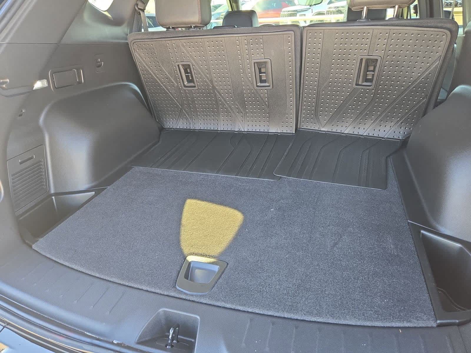 Thumbnail: 2023 Chevrolet Blazer - 36