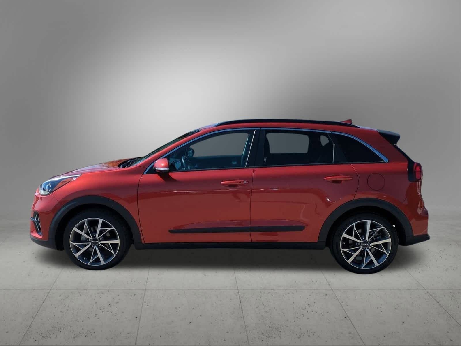 2022 Kia Niro Touring Special Edition photo 3