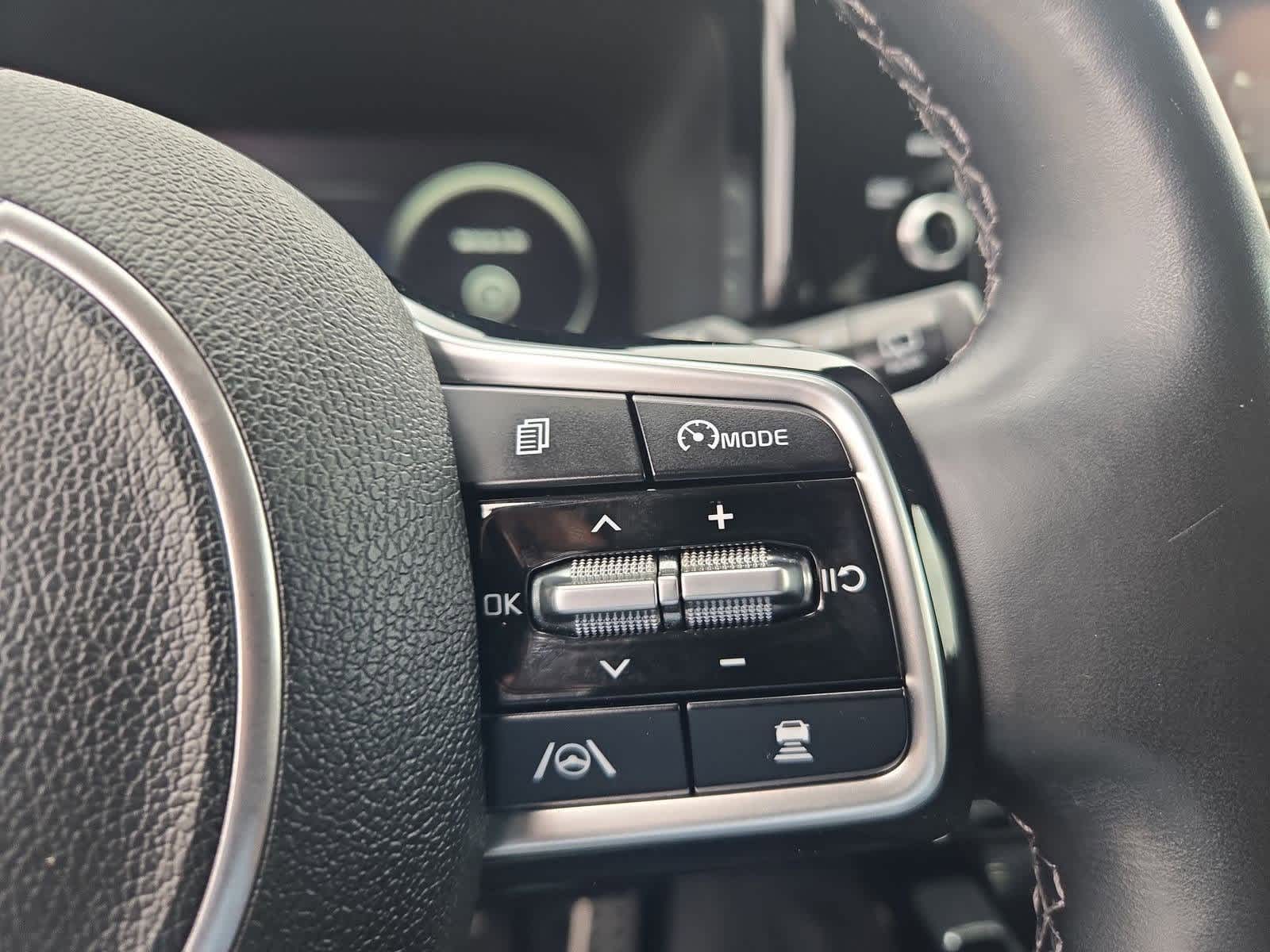 Thumbnail: 2021 Kia Sorento - 25