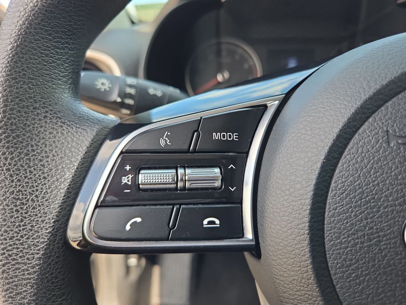 Thumbnail: 2019 Kia Forte - 22