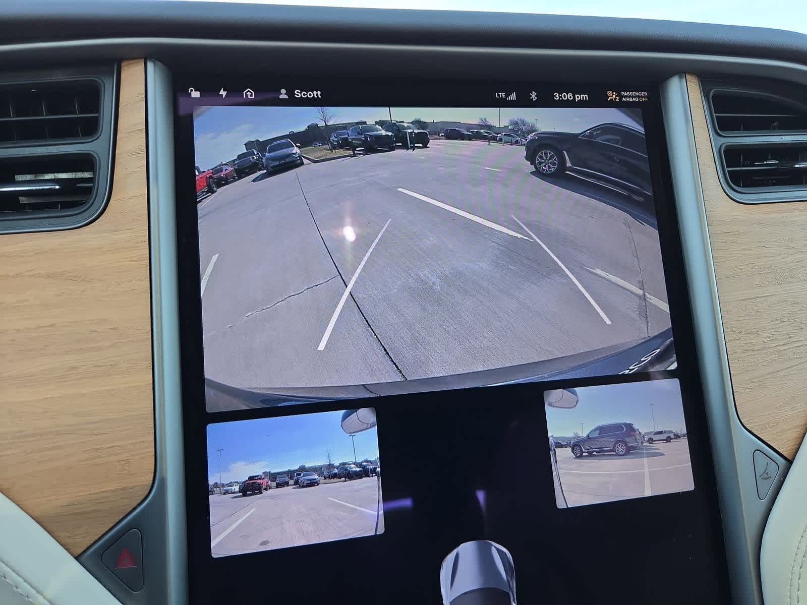 Thumbnail: 2020 Tesla Model S - 27