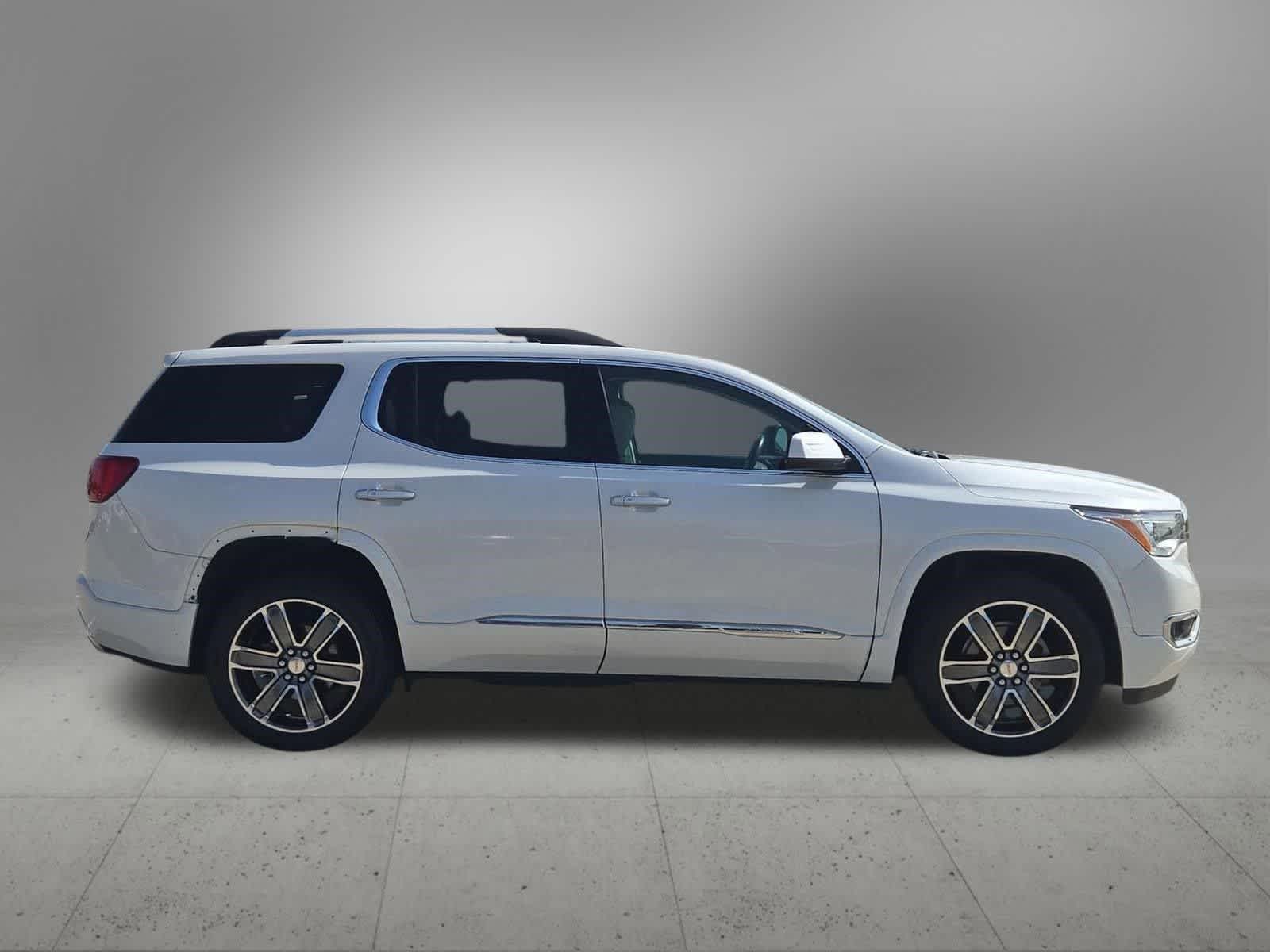 Thumbnail: 2018 GMC Acadia - 7