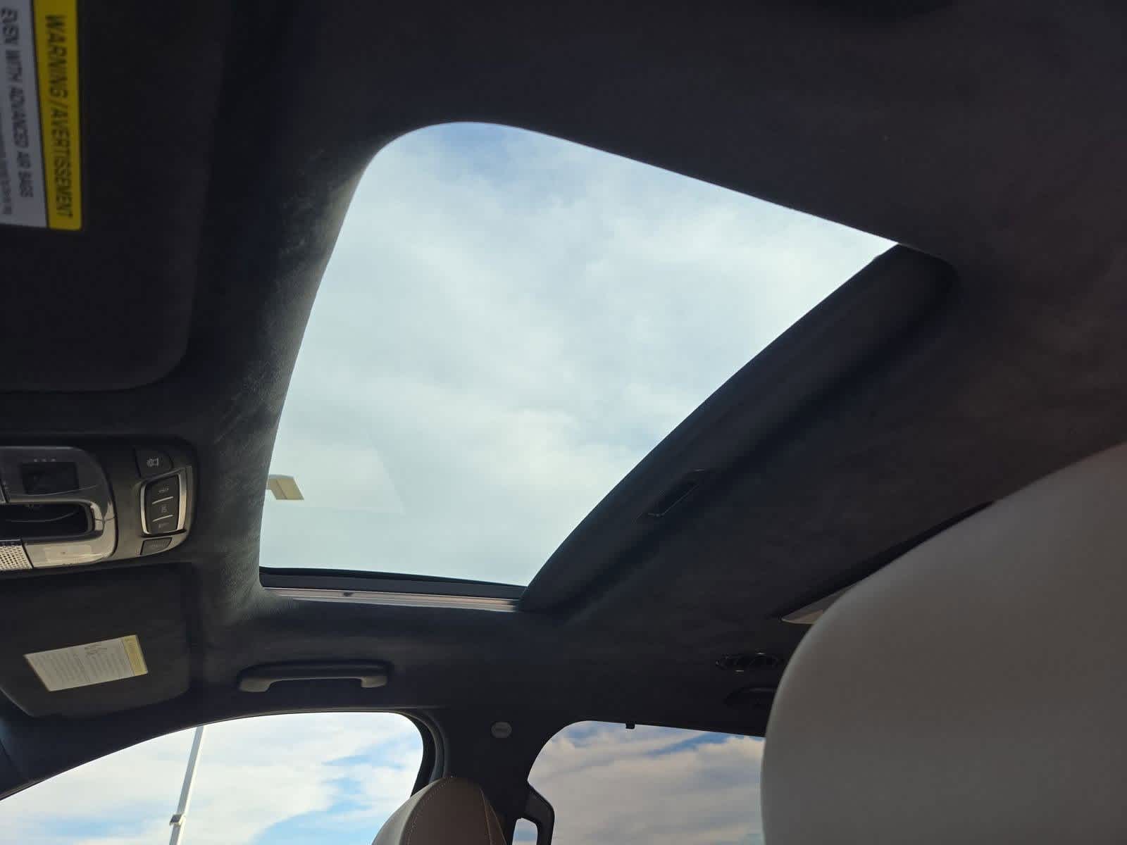 Thumbnail: 2022 Kia Telluride - 18