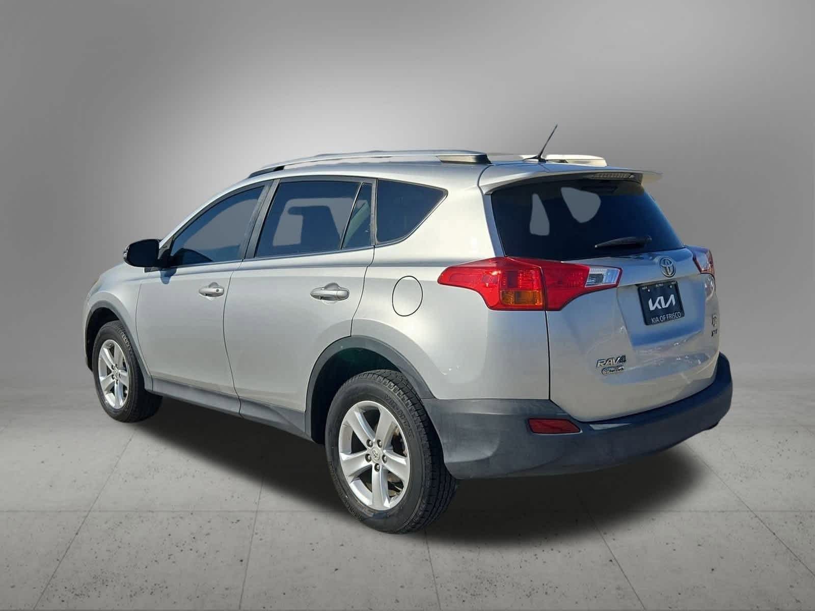 Thumbnail: 2013 Toyota RAV4 - 4