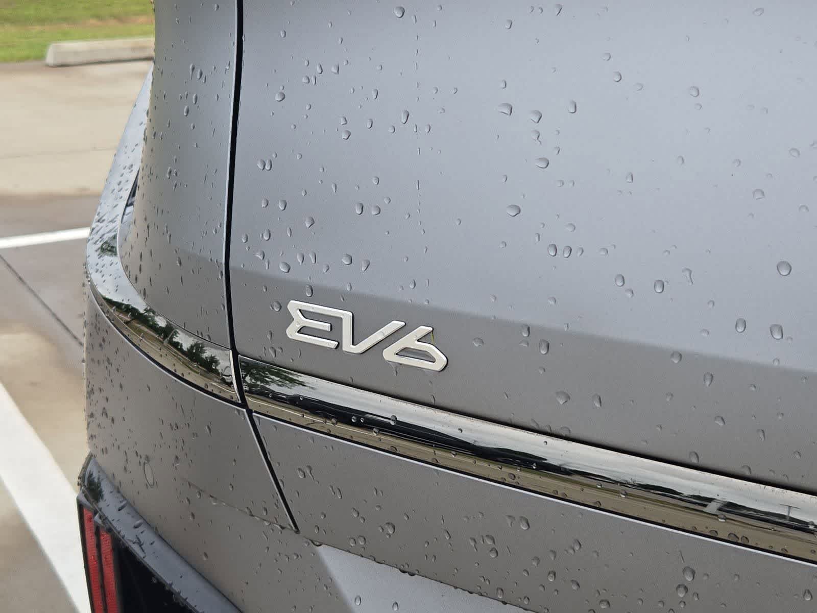 Thumbnail: 2023 Kia EV6 - 12