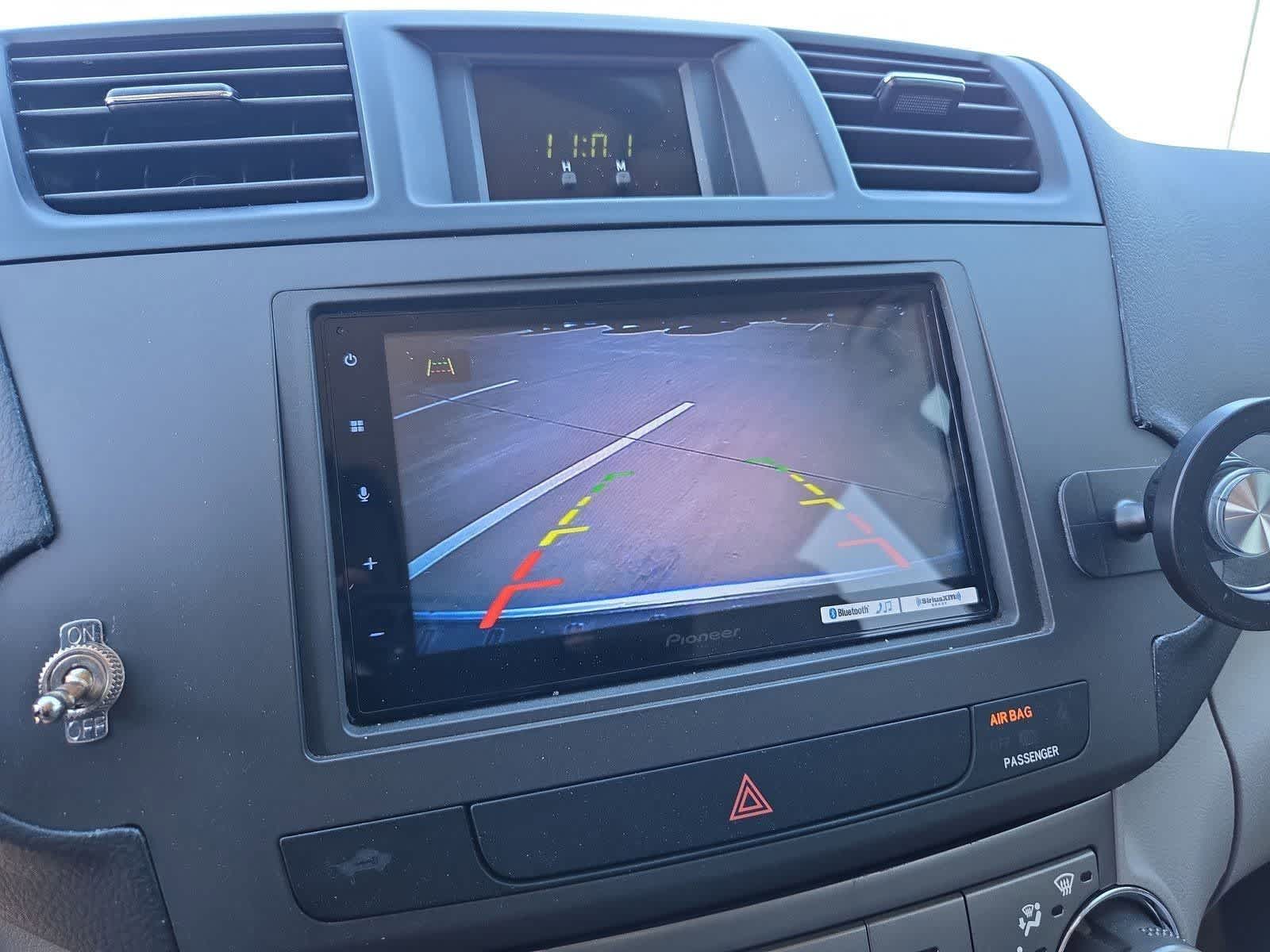 Thumbnail: 2009 Toyota Highlander - 25