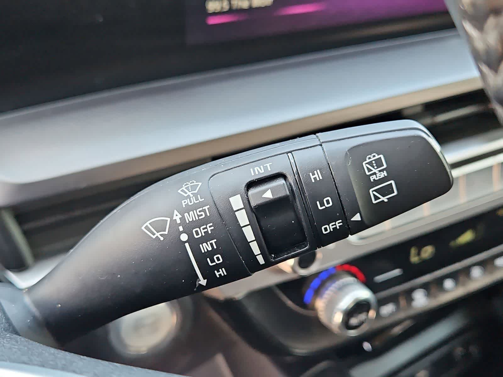 Thumbnail: 2024 Kia Telluride - 31