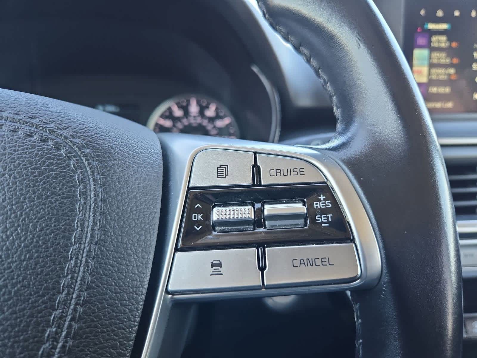 Thumbnail: 2022 Kia Telluride - 25