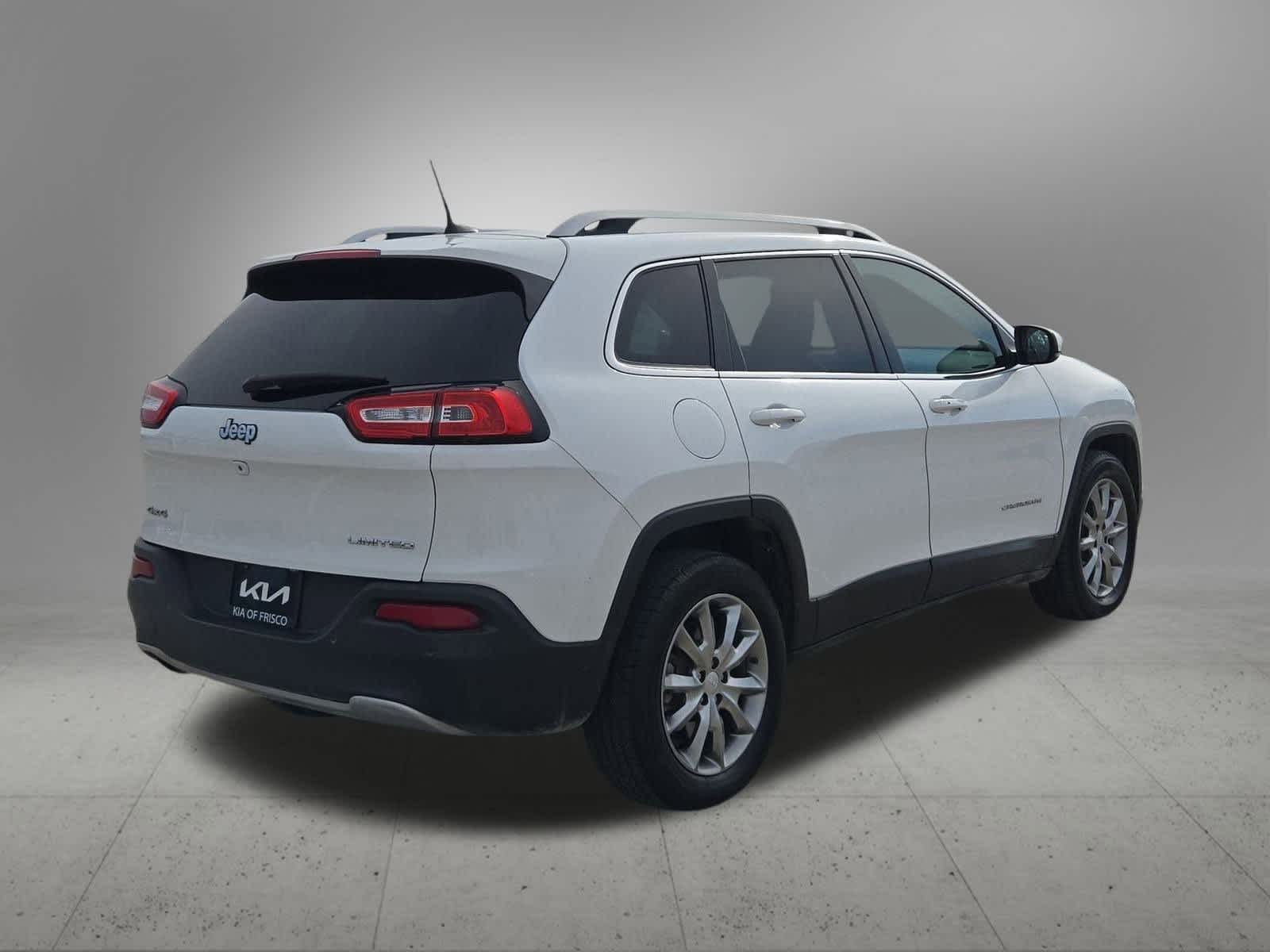 Thumbnail: 2018 Jeep Cherokee - 6
