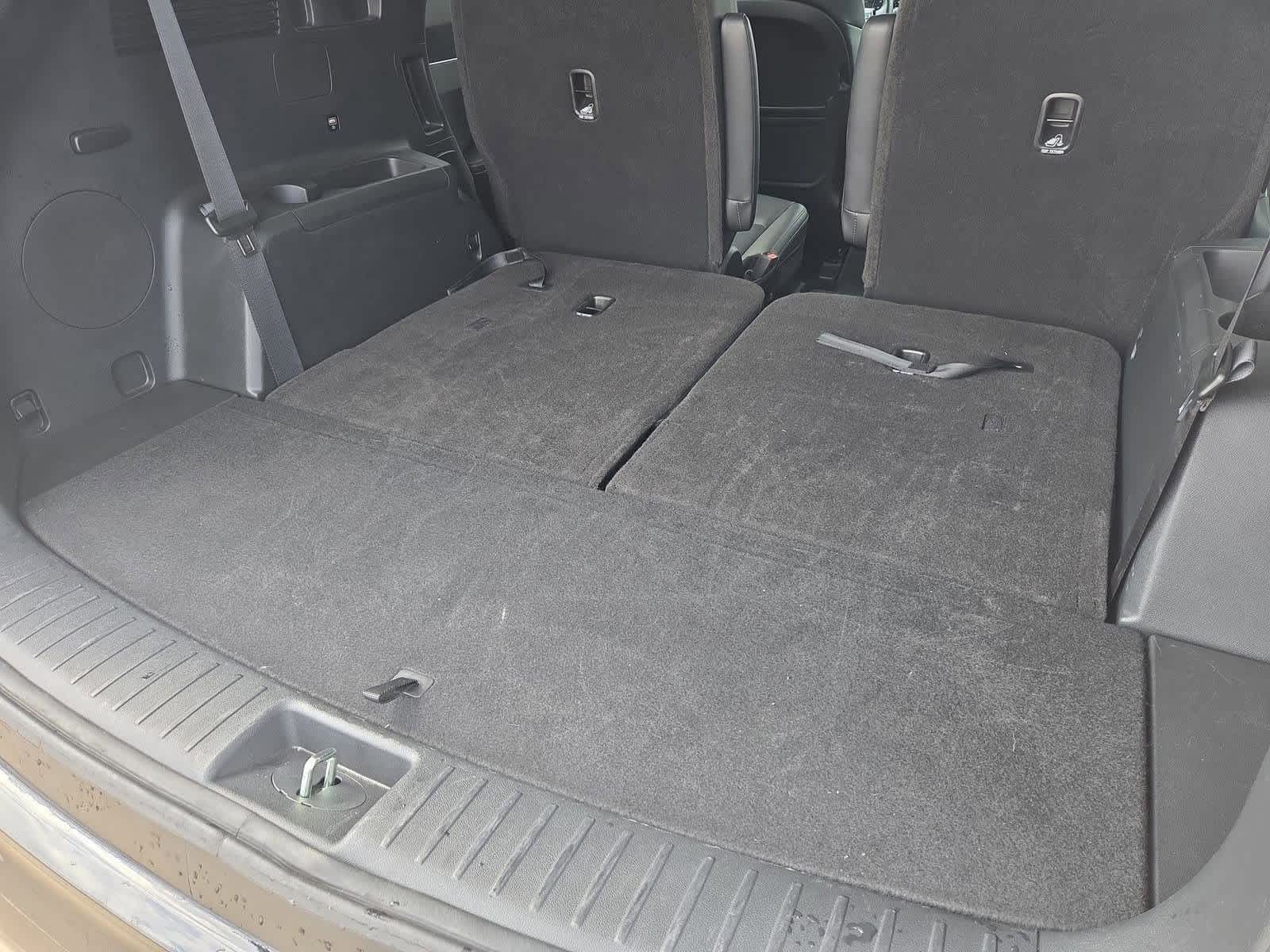 Thumbnail: 2023 Kia Sorento - 33