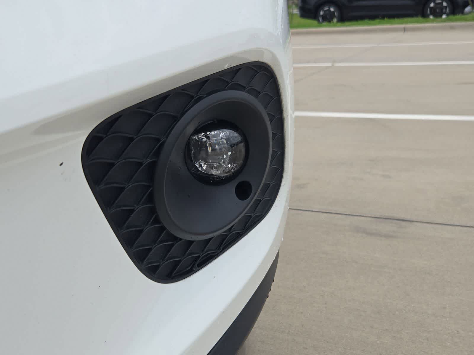 Thumbnail: 2022 Mercedes-Benz GLB - 10