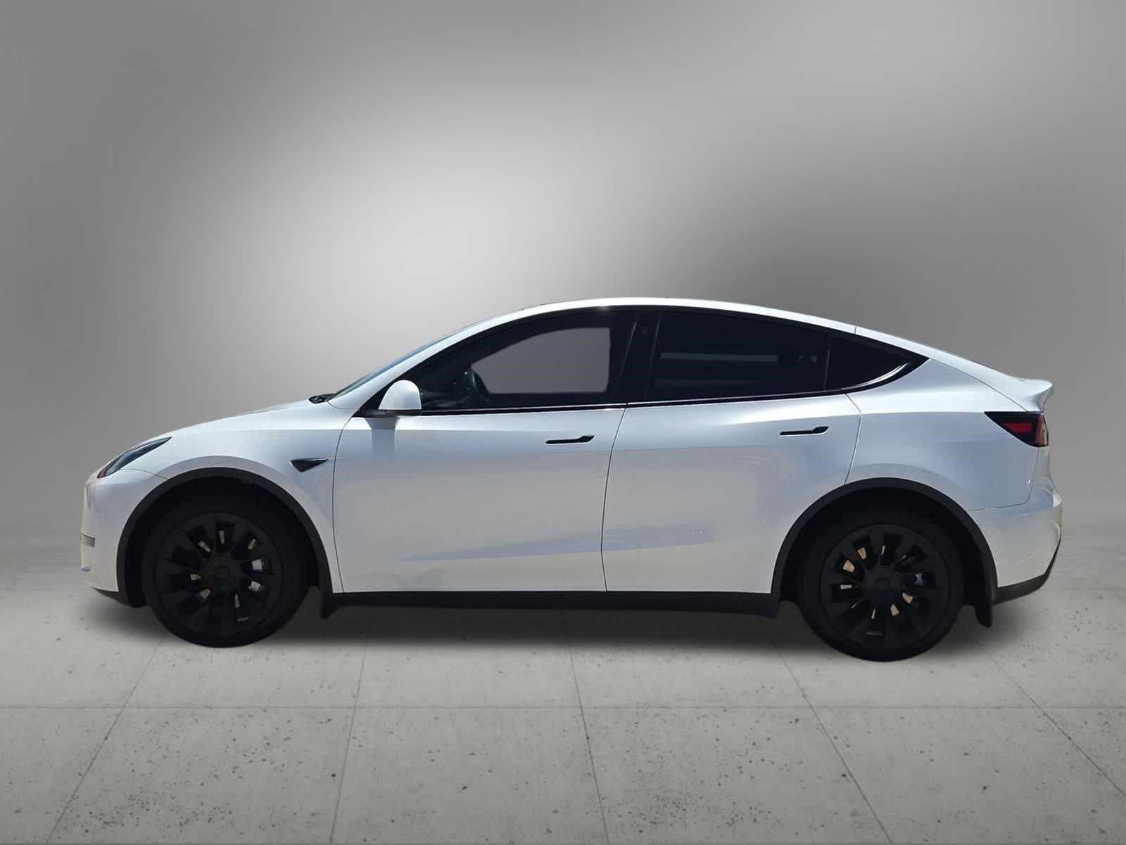 Thumbnail: 2023 Tesla Model Y - 2