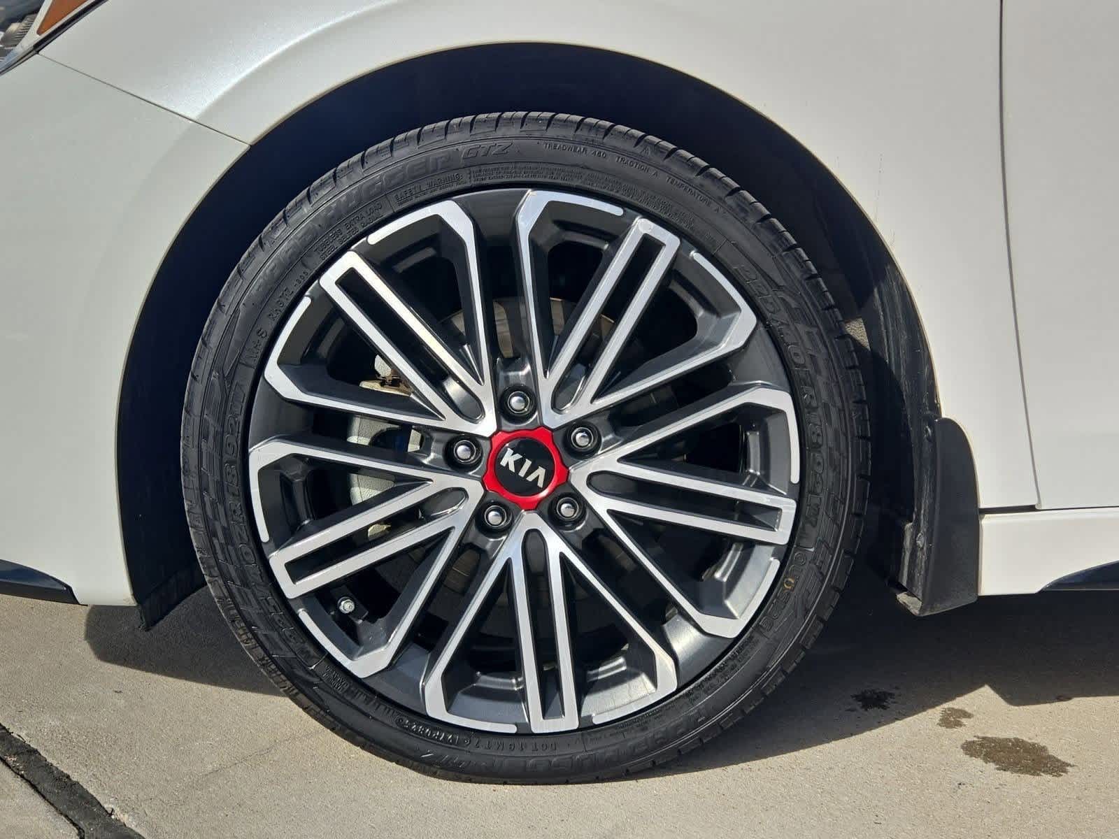 Thumbnail: 2020 Kia Forte - 13