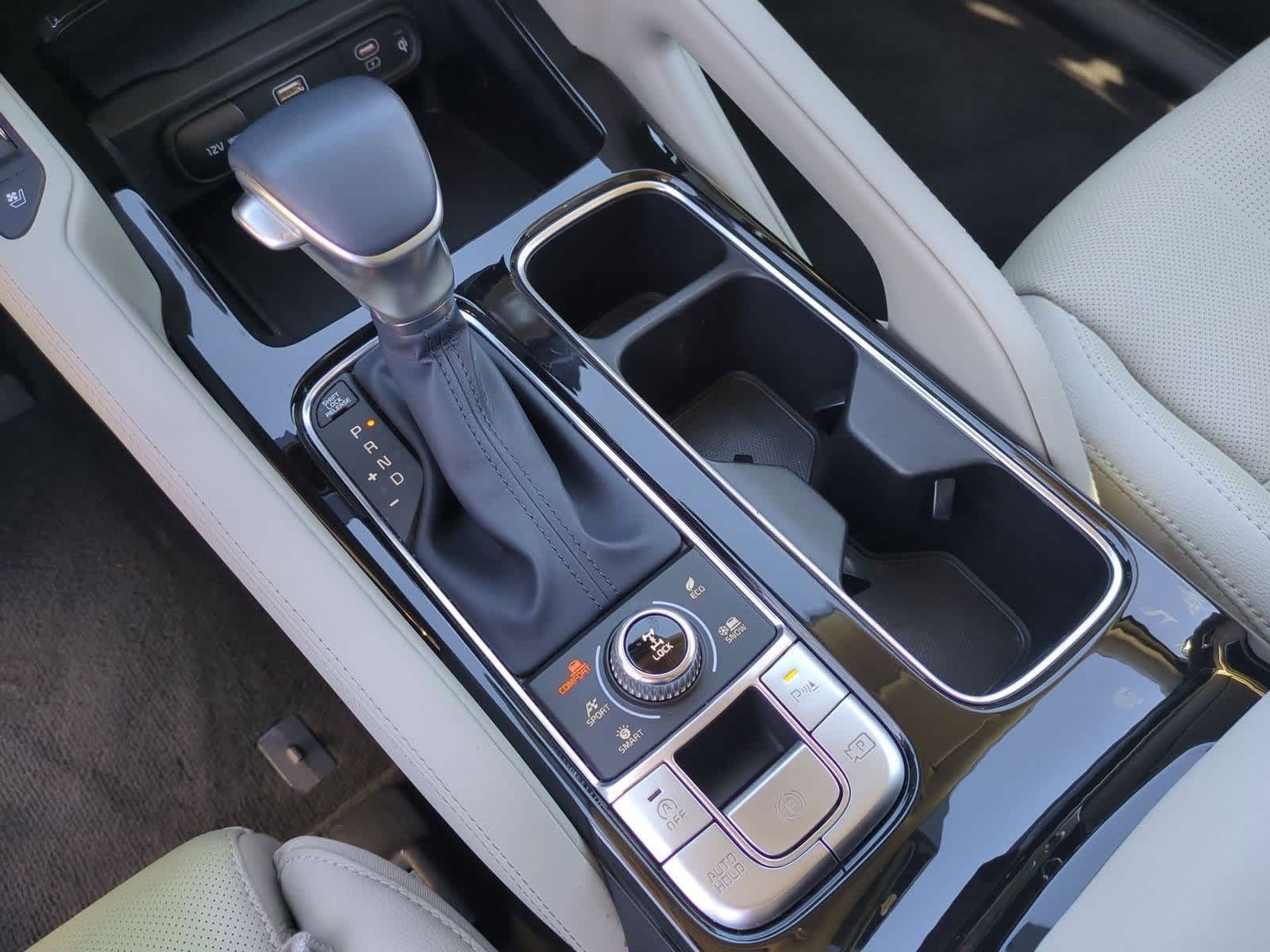 Thumbnail: 2025 Kia Telluride - 33