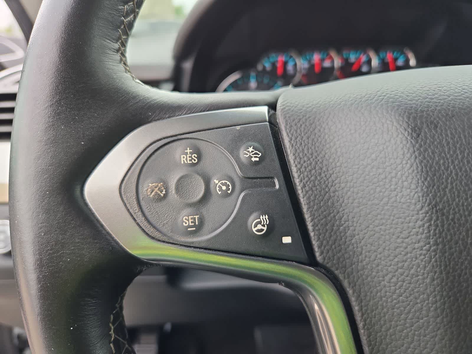 Thumbnail: 2015 Chevrolet Tahoe - 23