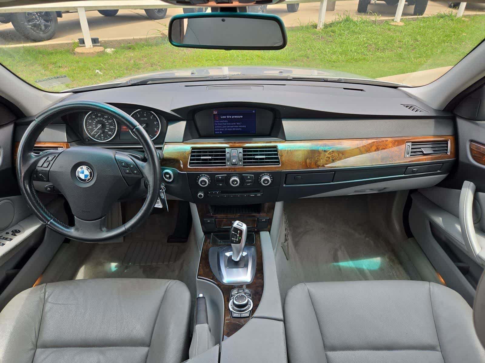 Thumbnail: 2009 BMW 5 Series - 13