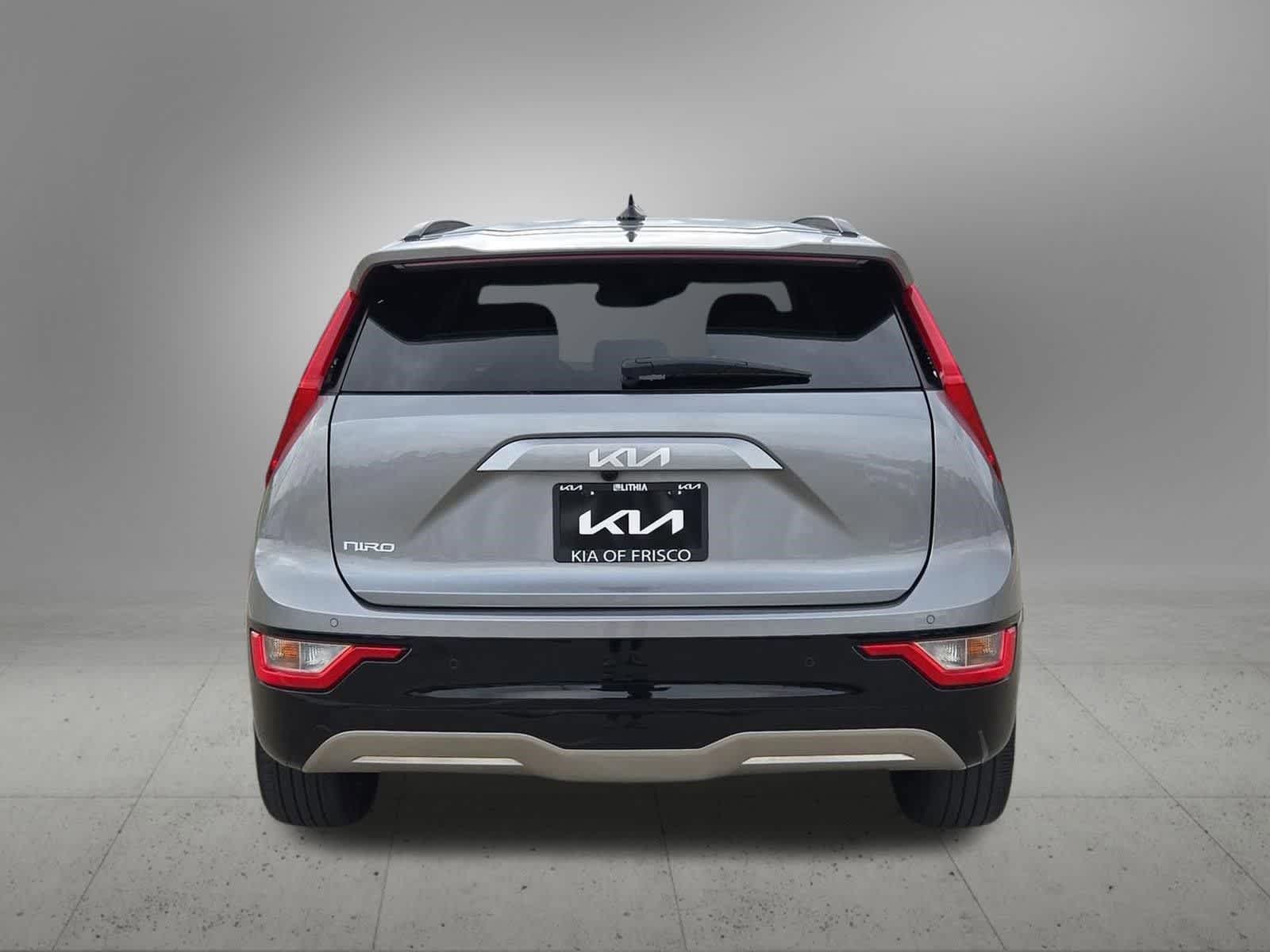 Thumbnail: 2023 Kia Niro - 5