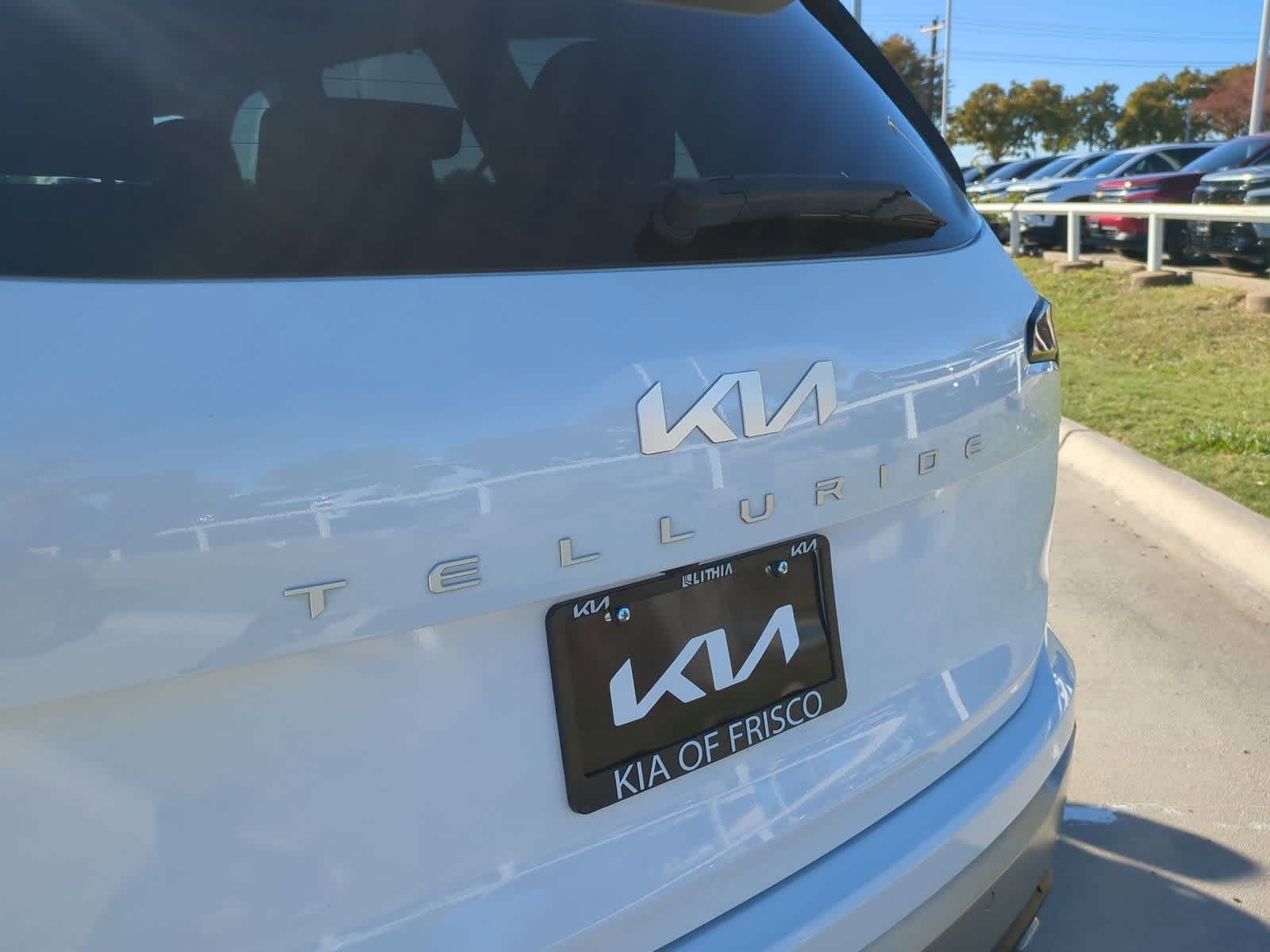 Thumbnail: 2023 Kia Telluride - 11