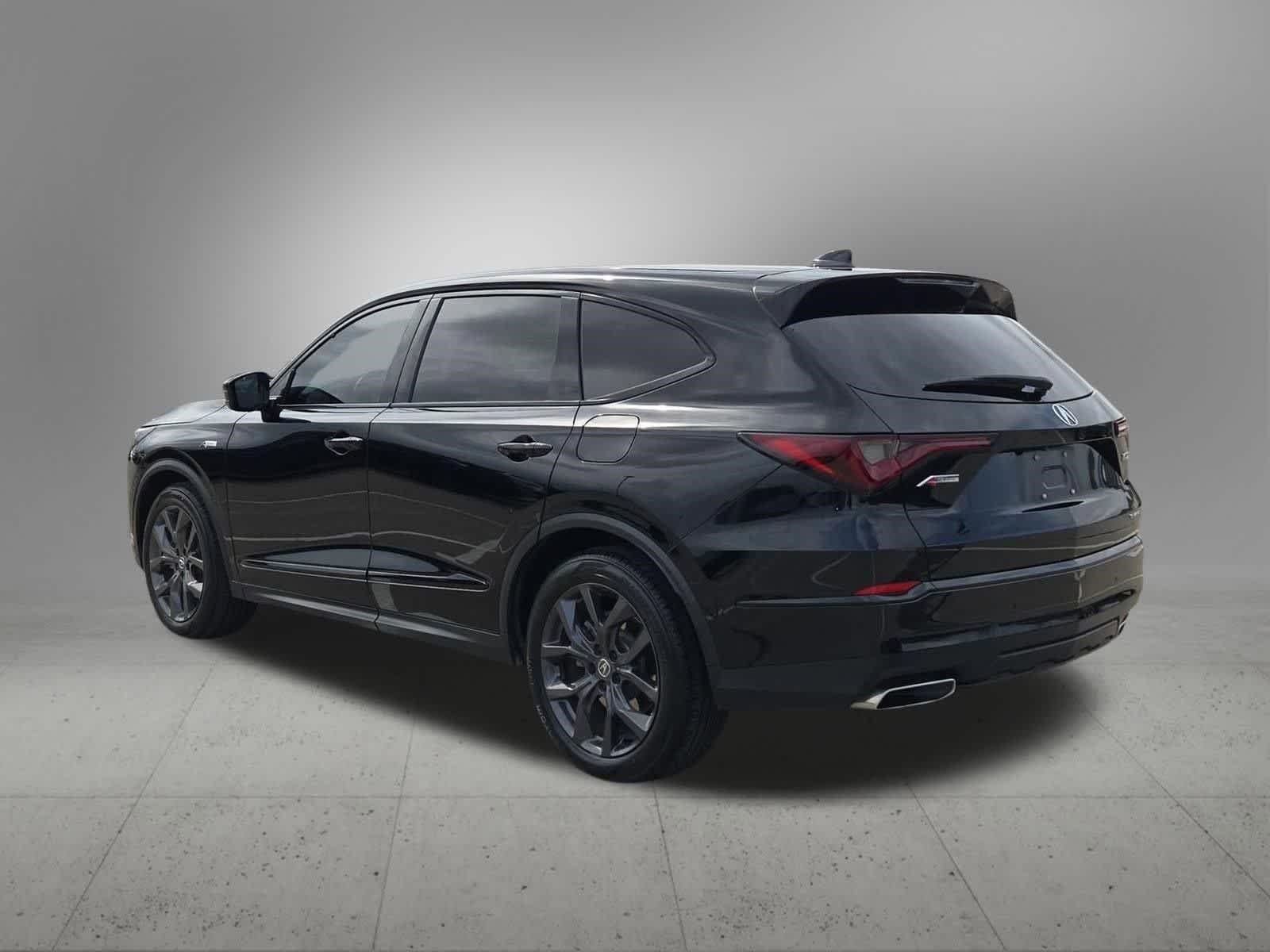 Thumbnail: 2023 Acura MDX - 4