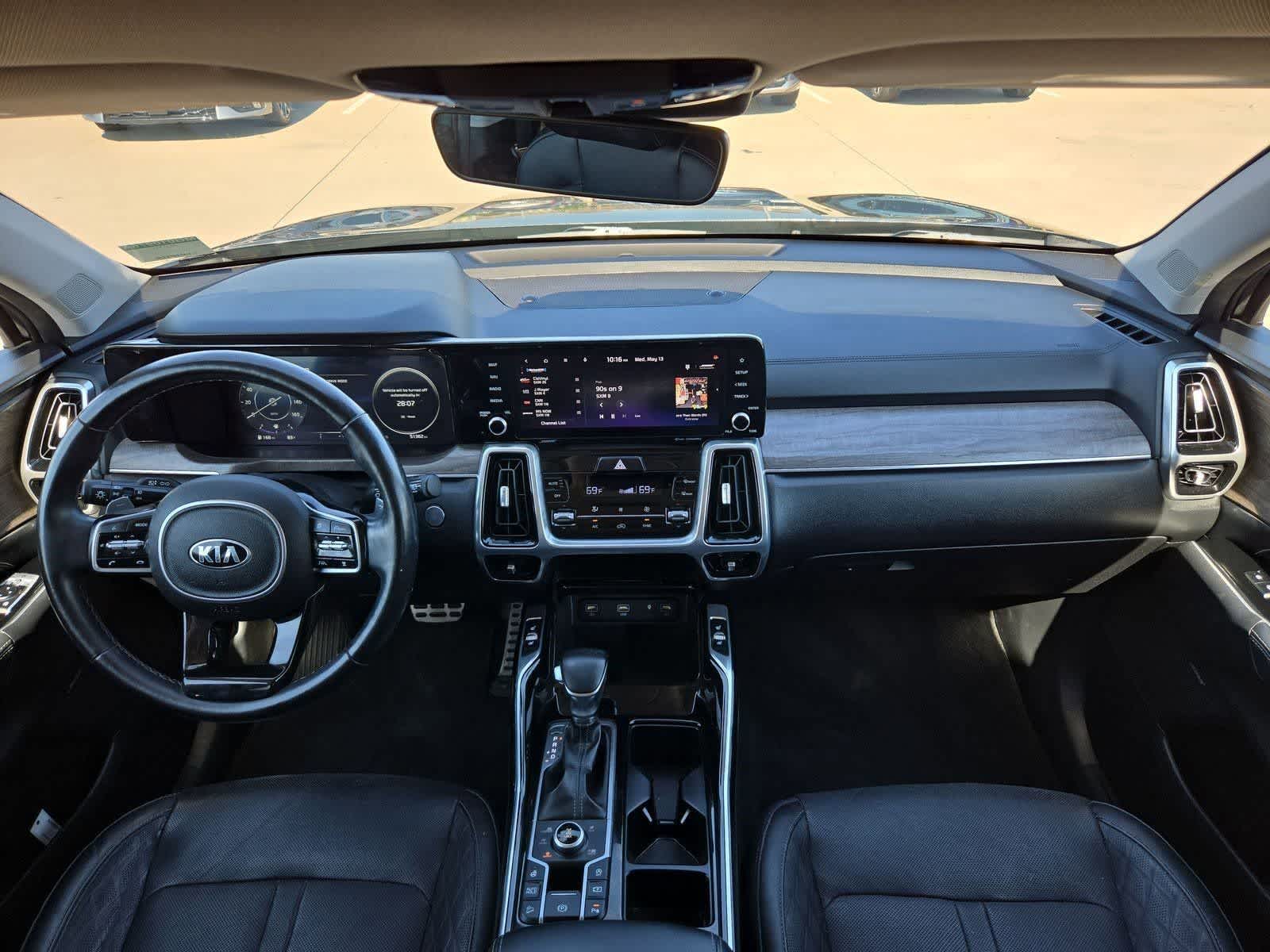 Thumbnail: 2021 Kia Sorento - 14