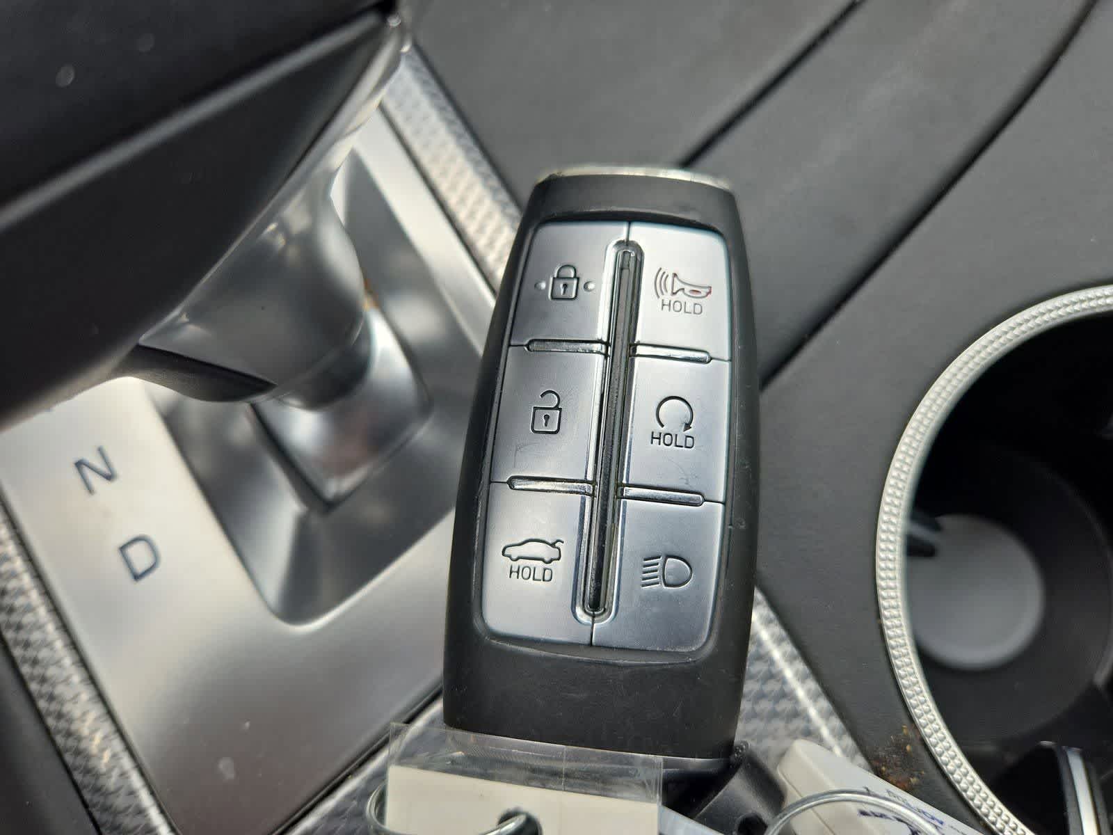 Thumbnail: 2023 Genesis G70 - 32