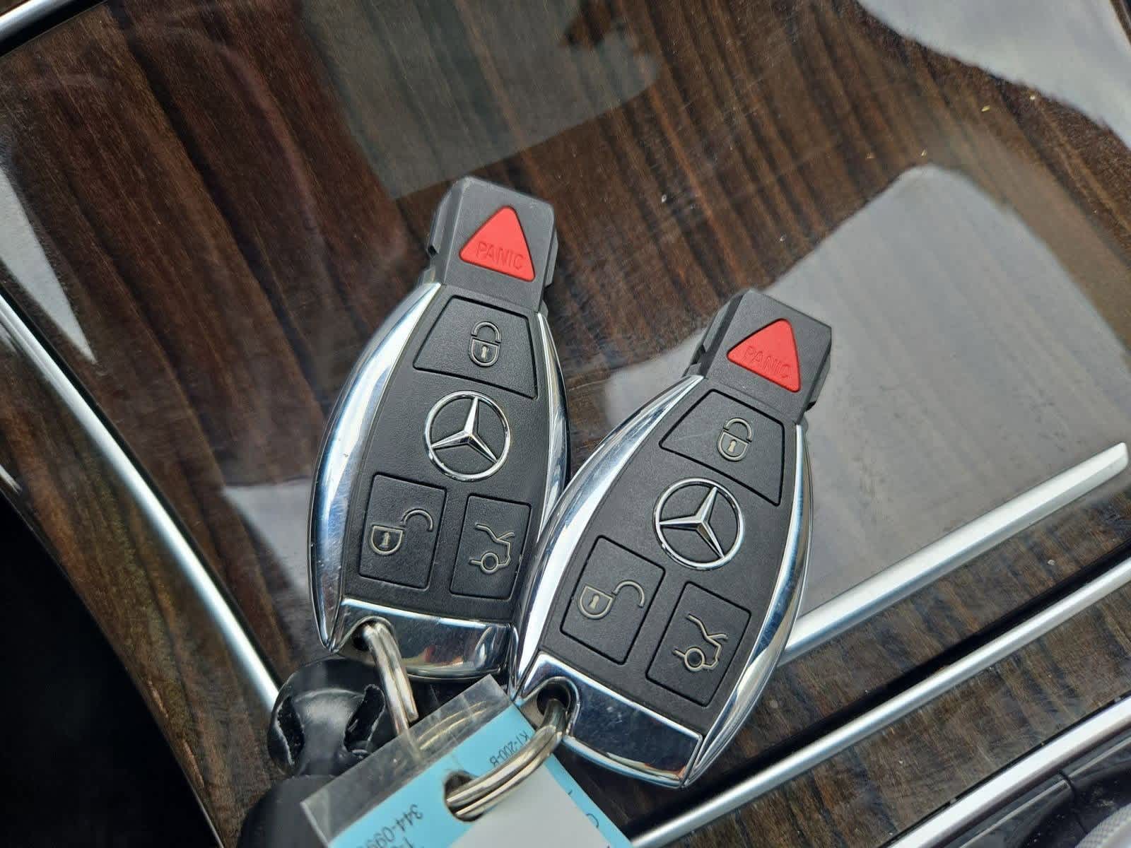 Thumbnail: 2015 Mercedes-Benz C-Class - 35