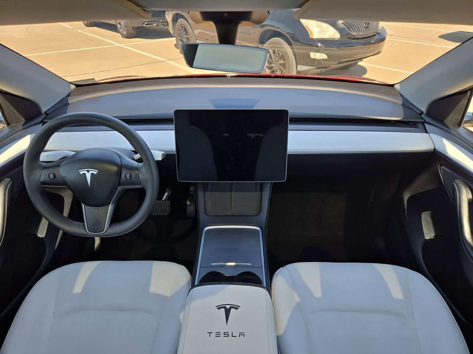 Thumbnail: 2024 Tesla Model Y - 13