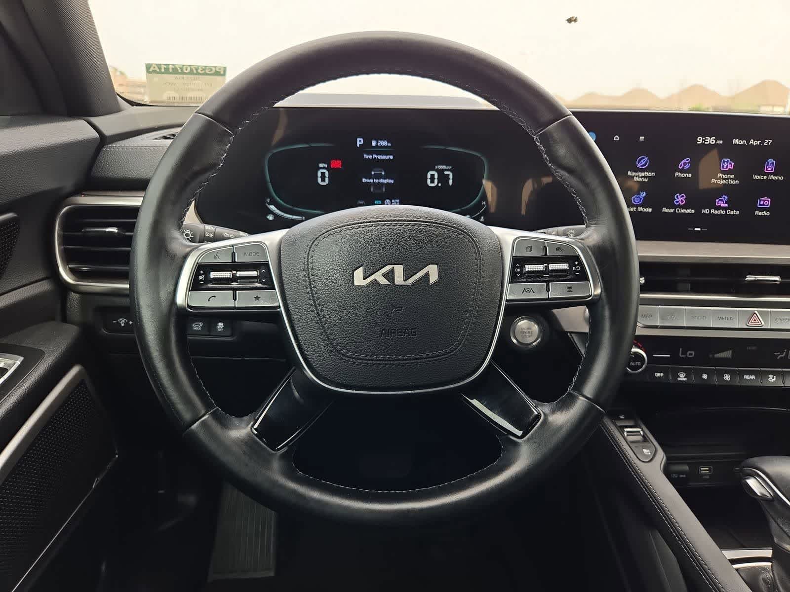 Thumbnail: 2023 Kia Telluride - 22