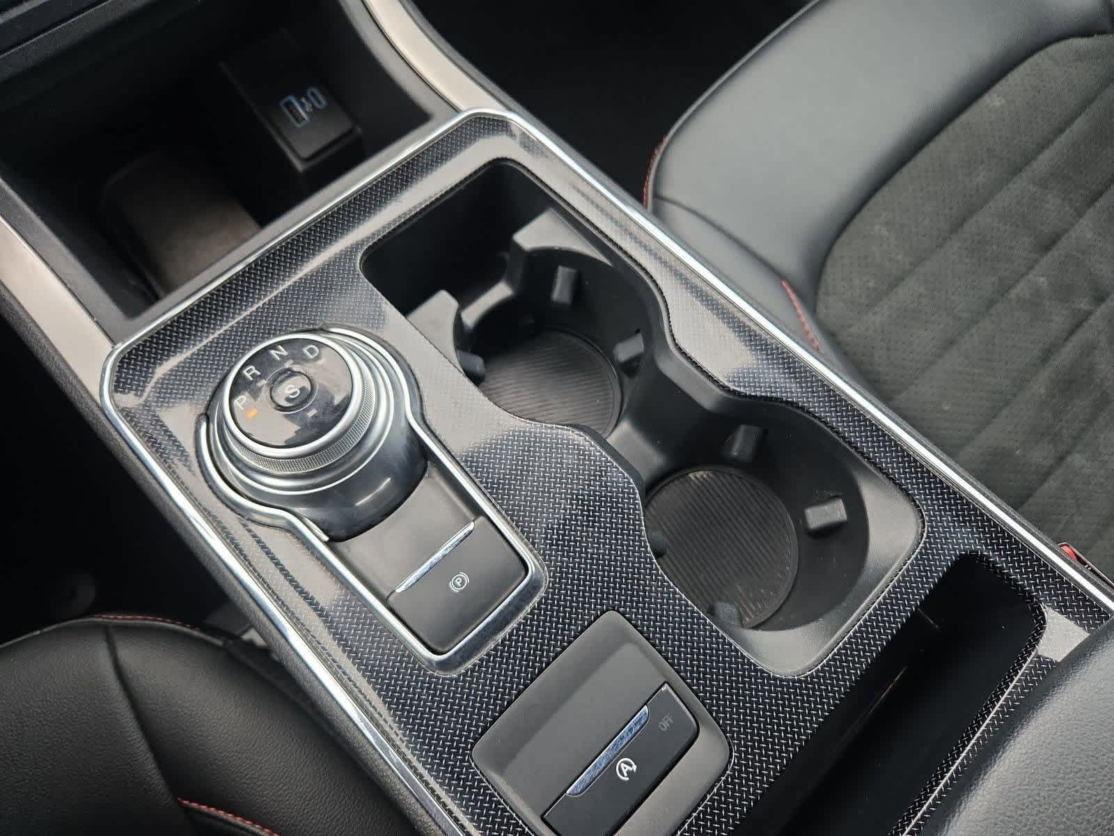 Thumbnail: 2021 Ford Edge - 30