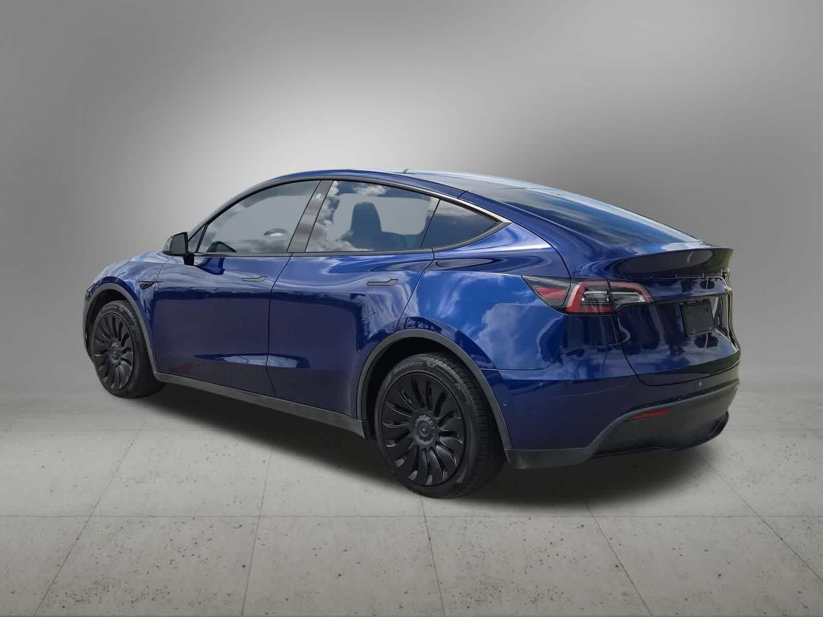 Thumbnail: 2022 Tesla Model Y - 3