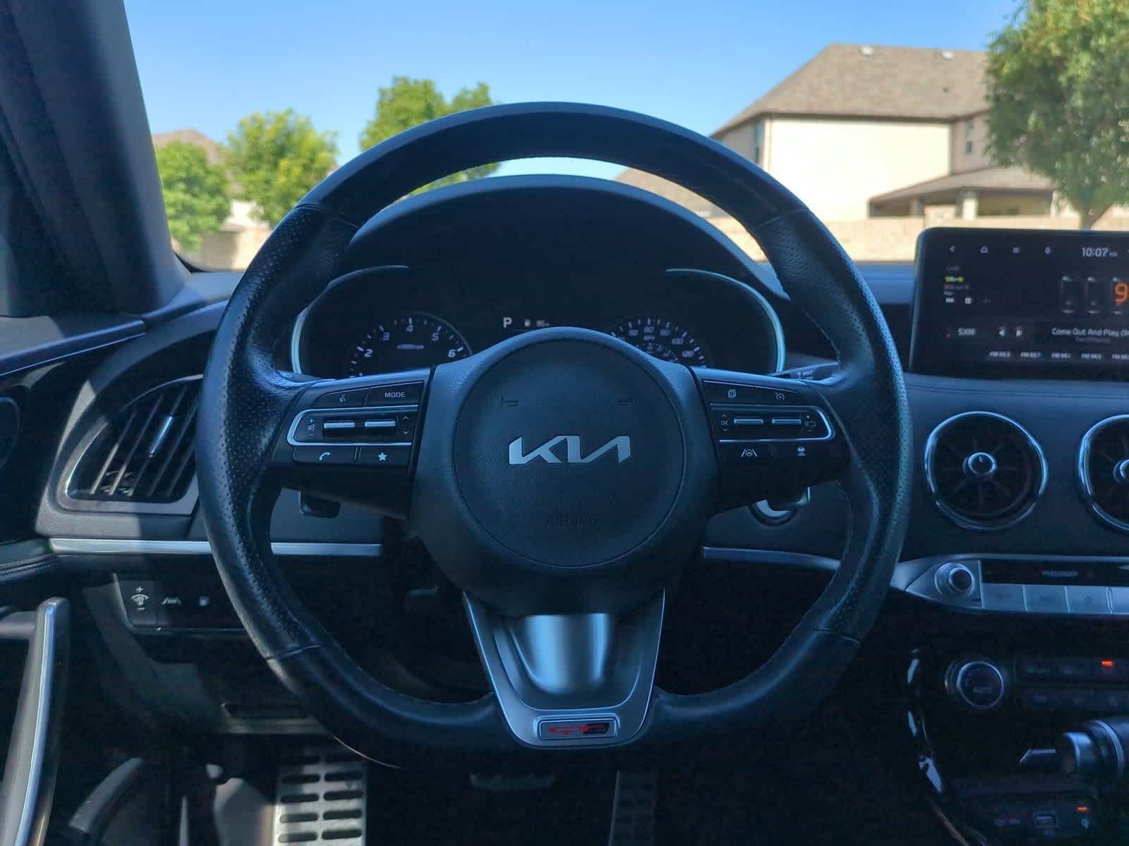 Thumbnail: 2022 Kia Stinger - 21