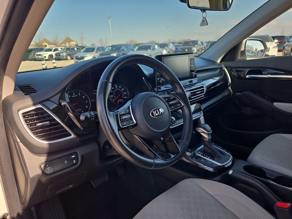 Certified 2021 Kia Seltos EX SUV