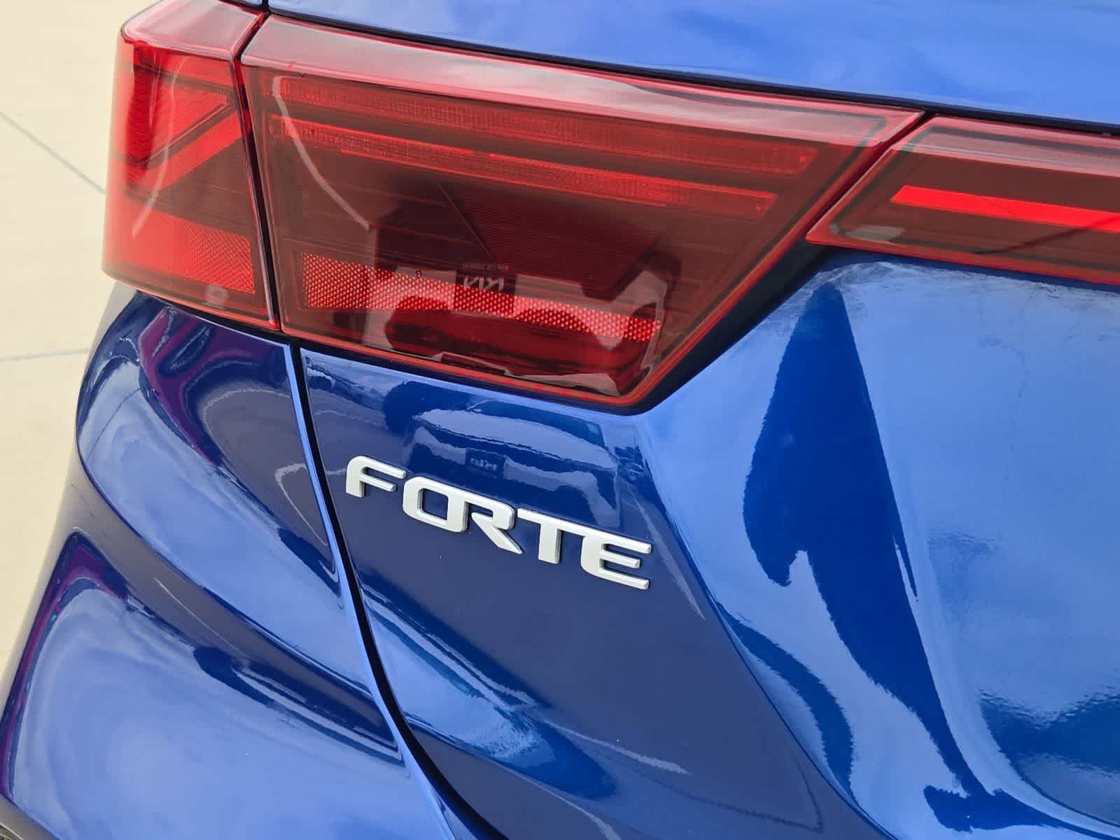 Thumbnail: 2024 Kia Forte - 12