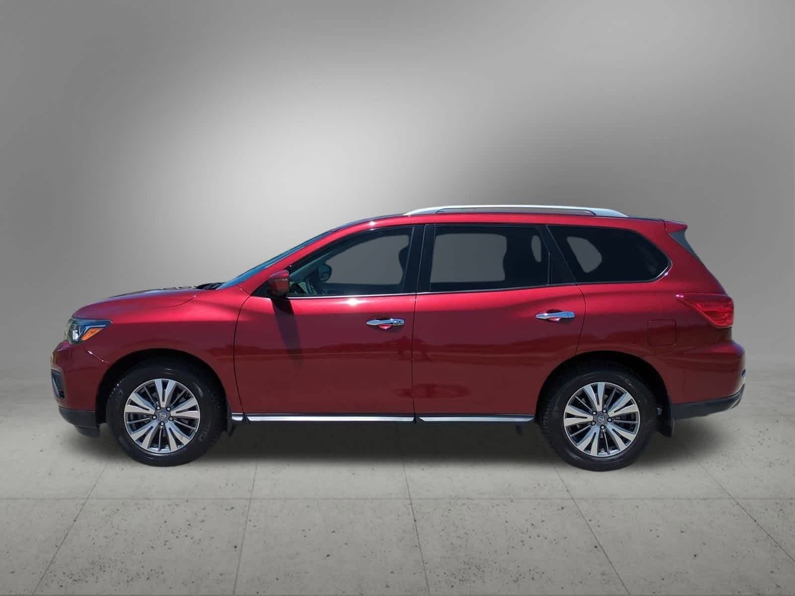Thumbnail: 2020 Nissan Pathfinder - 3