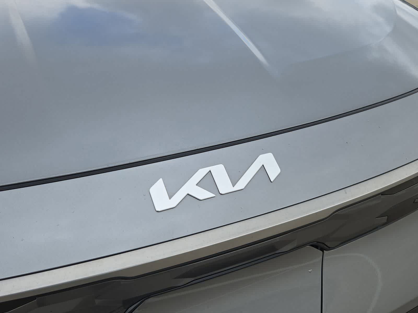 Thumbnail: 2023 Kia Niro - 10