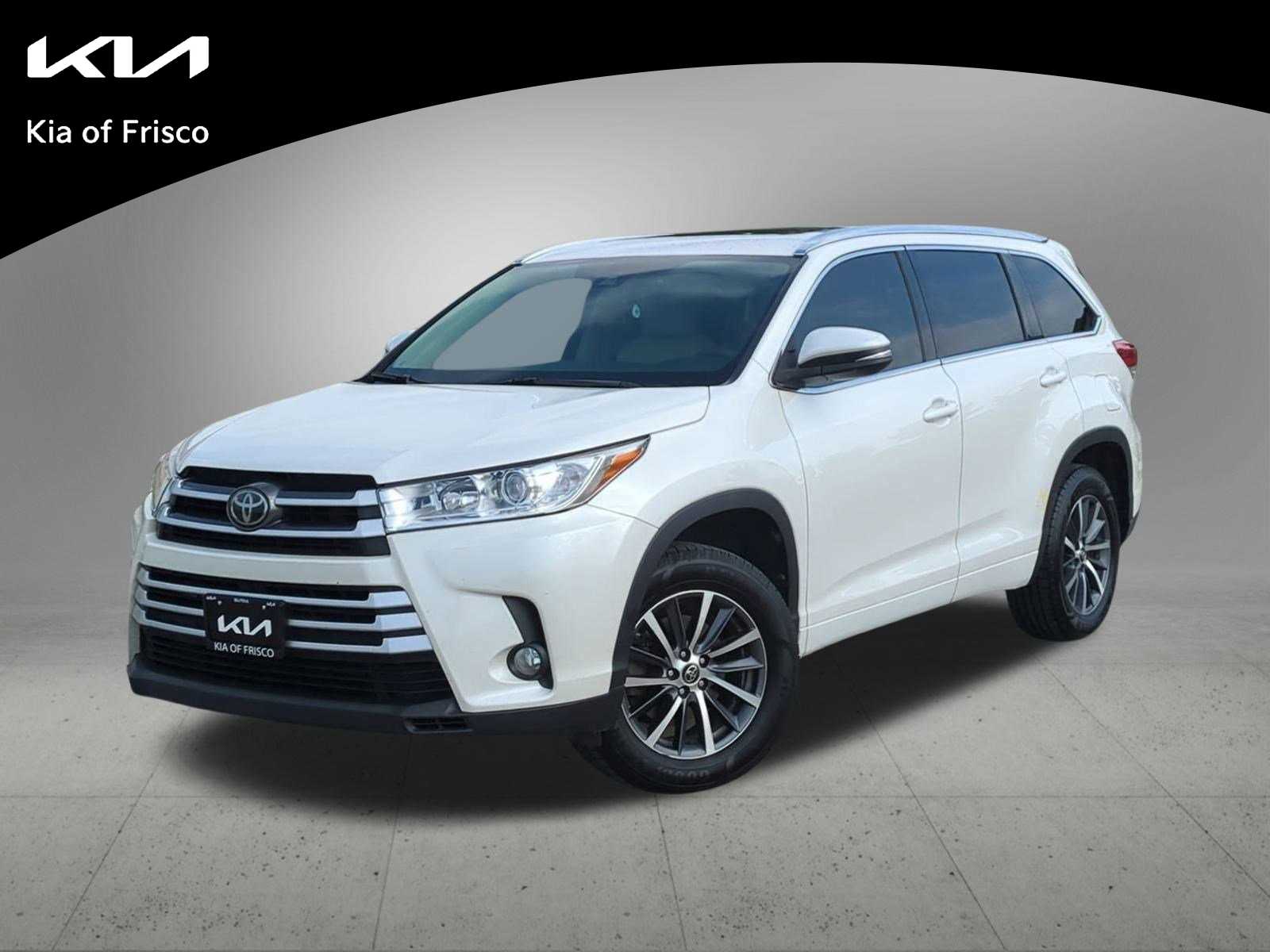 Thumbnail: 2017 Toyota Highlander - 1