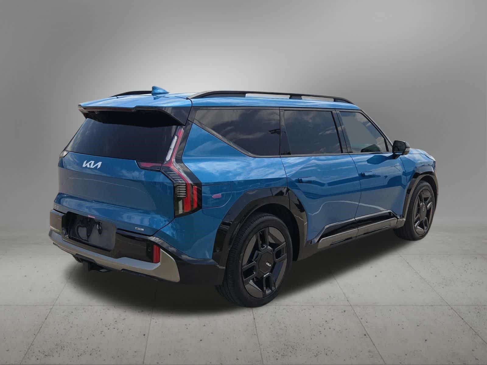 Thumbnail: 2024 Kia EV9 - 5