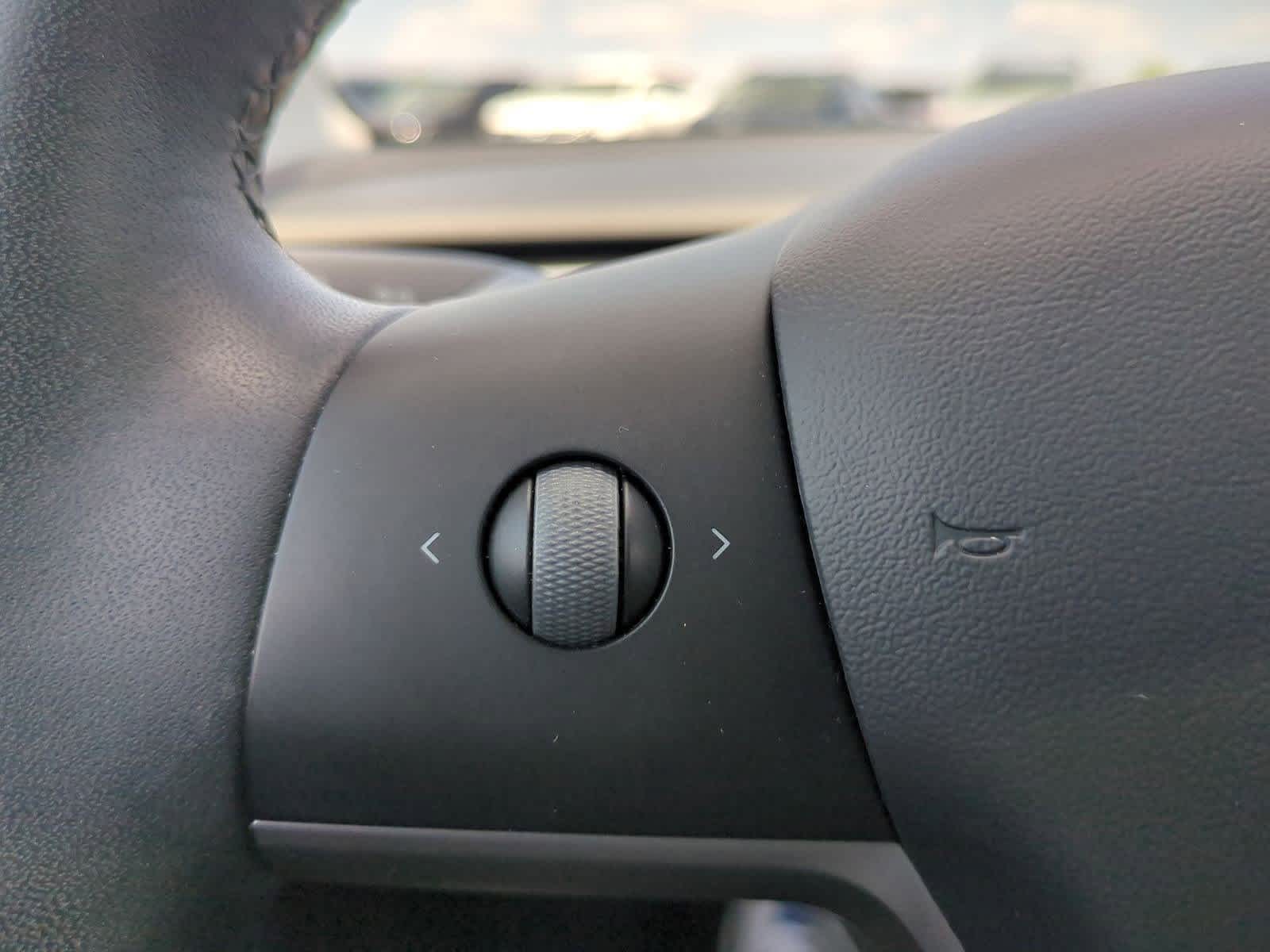 Thumbnail: 2020 Tesla Model 3 - 21