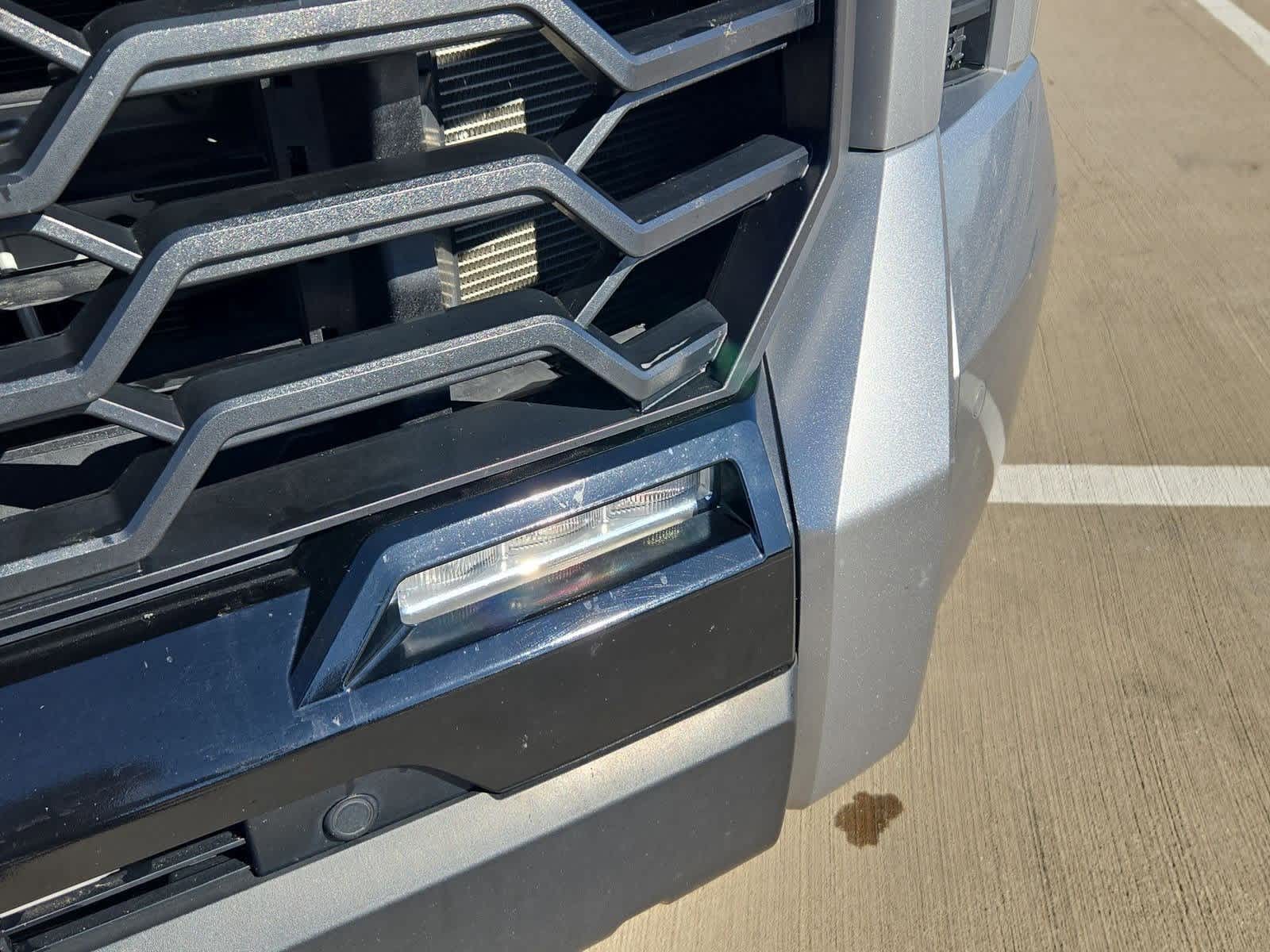 Thumbnail: 2024 Toyota Tundra - 10