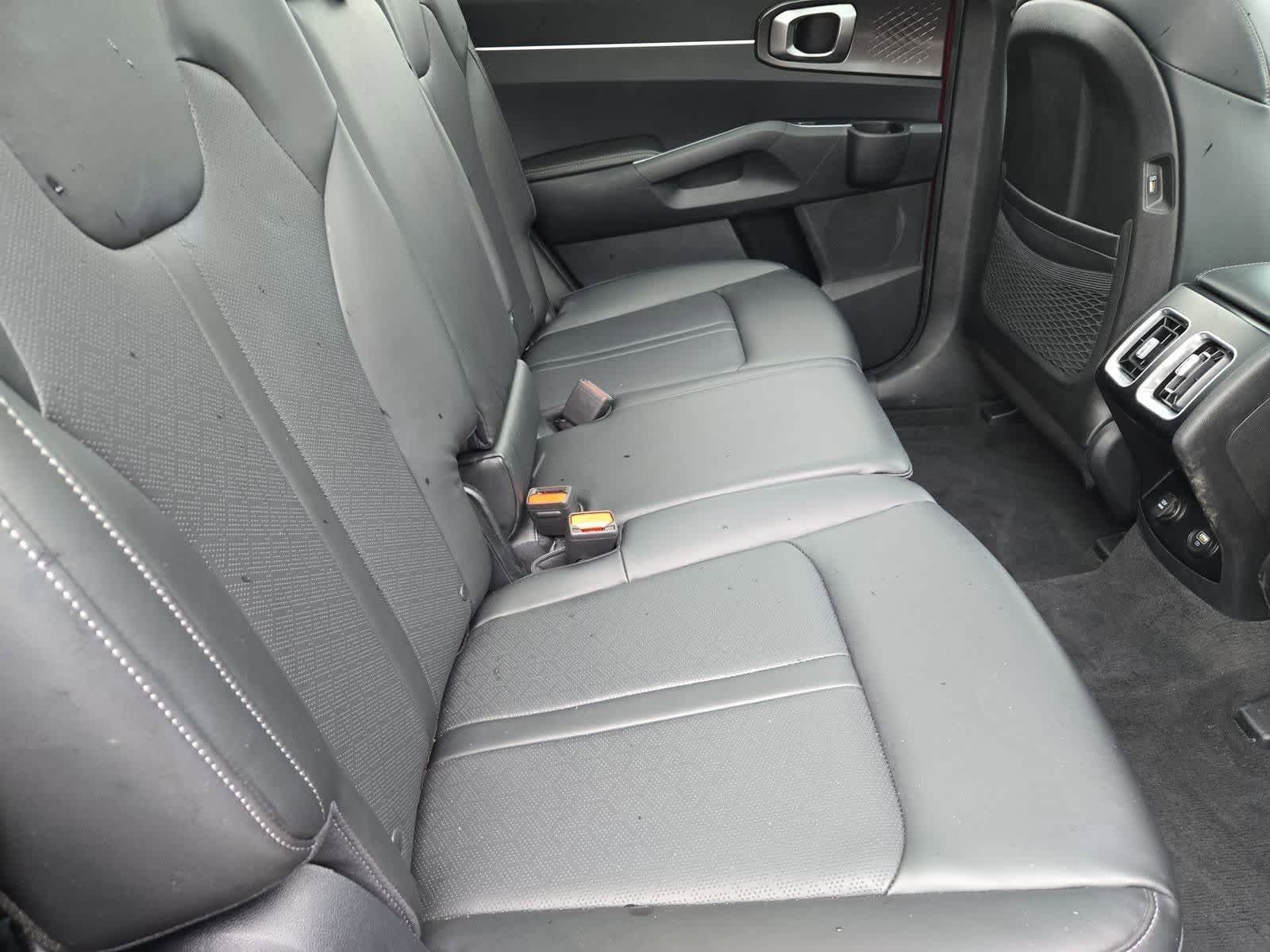 Thumbnail: 2023 Kia Sorento - 19