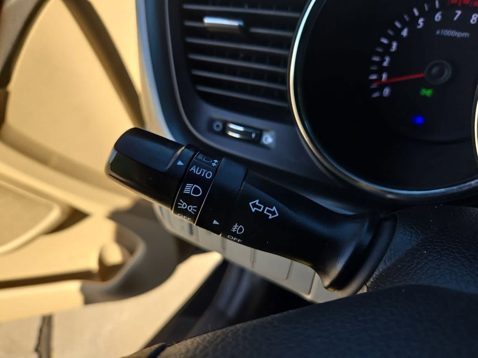 Thumbnail: 2013 Kia Optima - 25