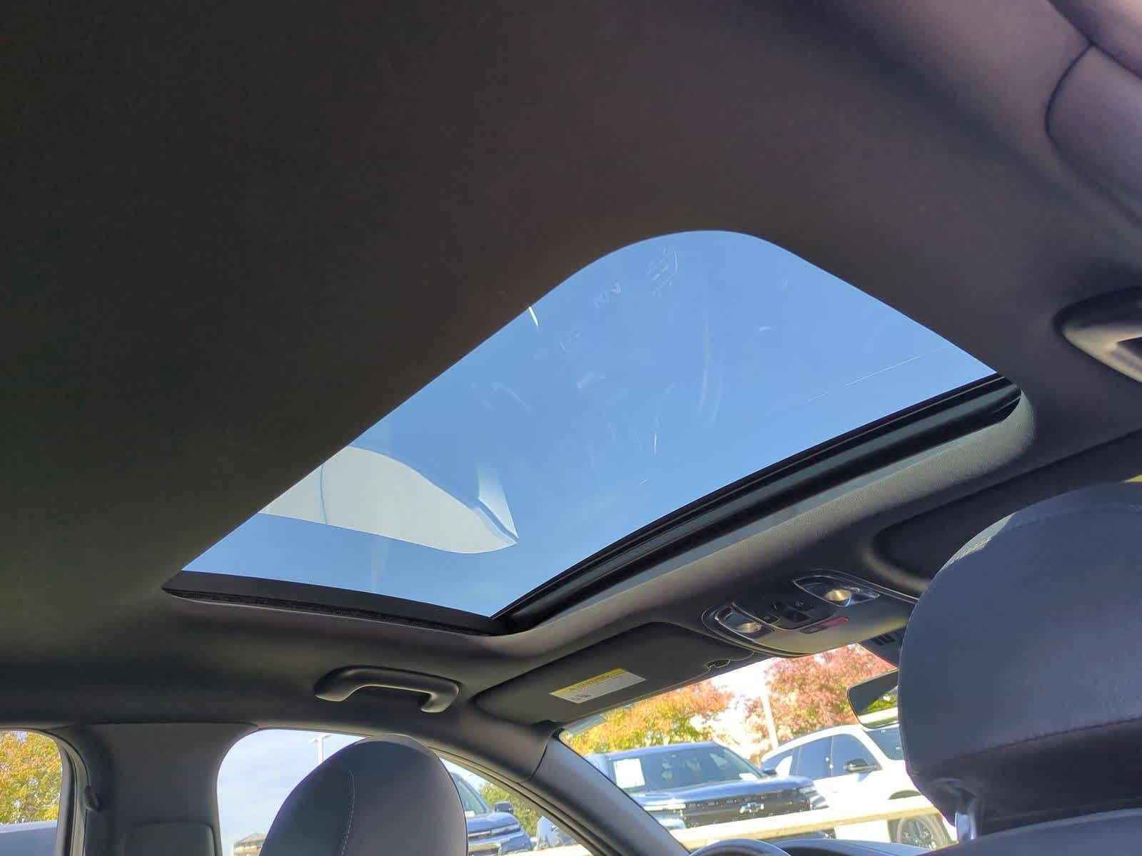 Thumbnail: 2023 Kia Stinger - 21