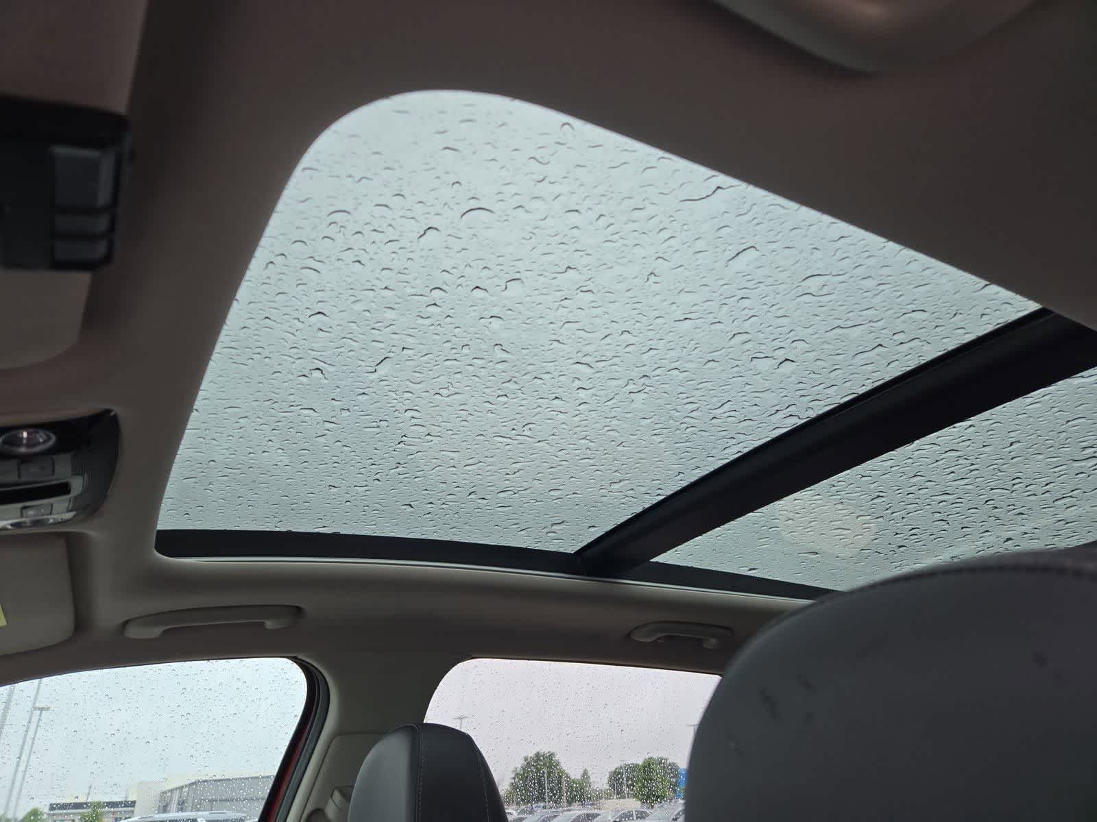 Thumbnail: 2023 Kia Sorento - 17