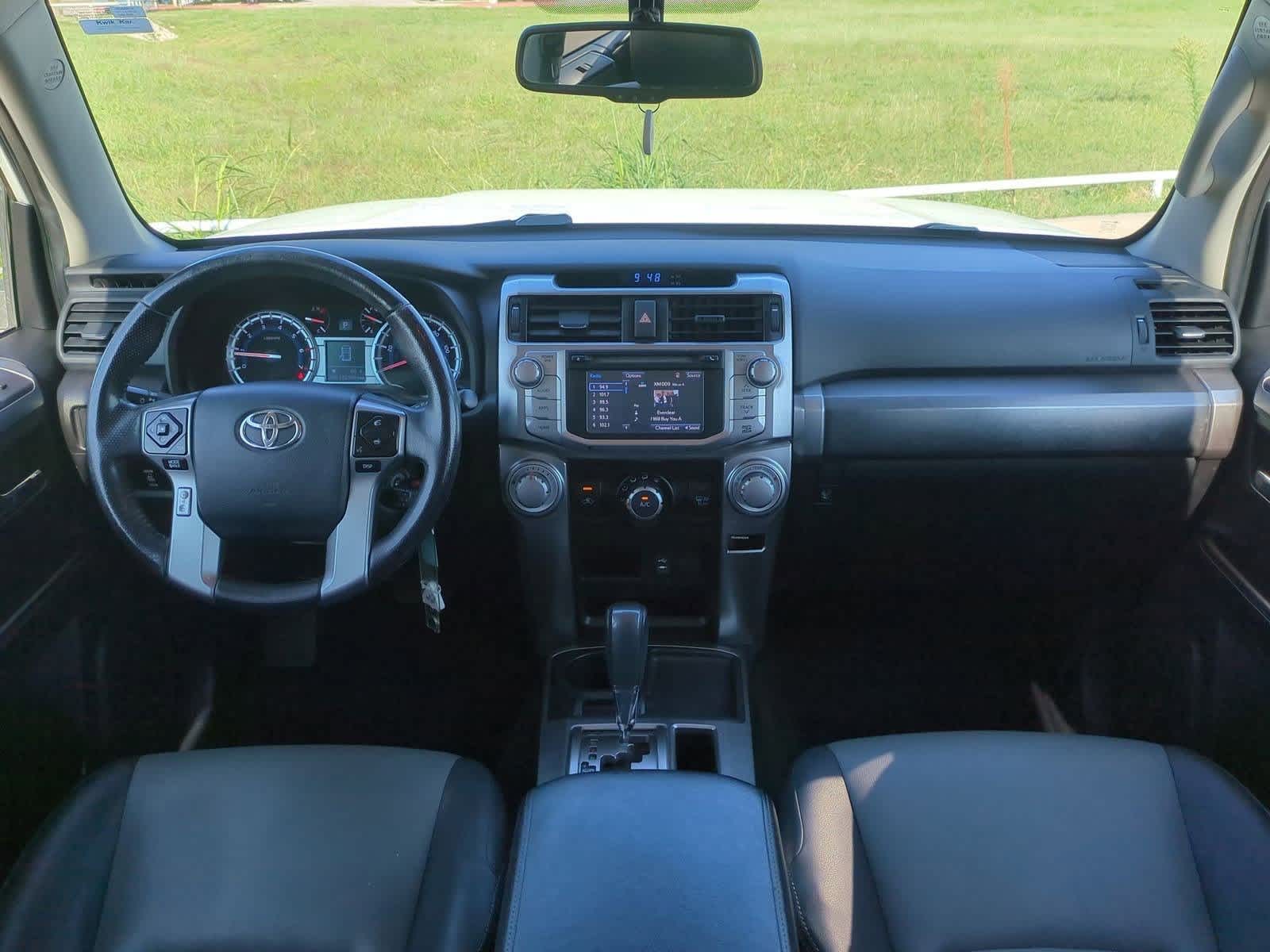 Thumbnail: 2014 Toyota 4Runner - 15