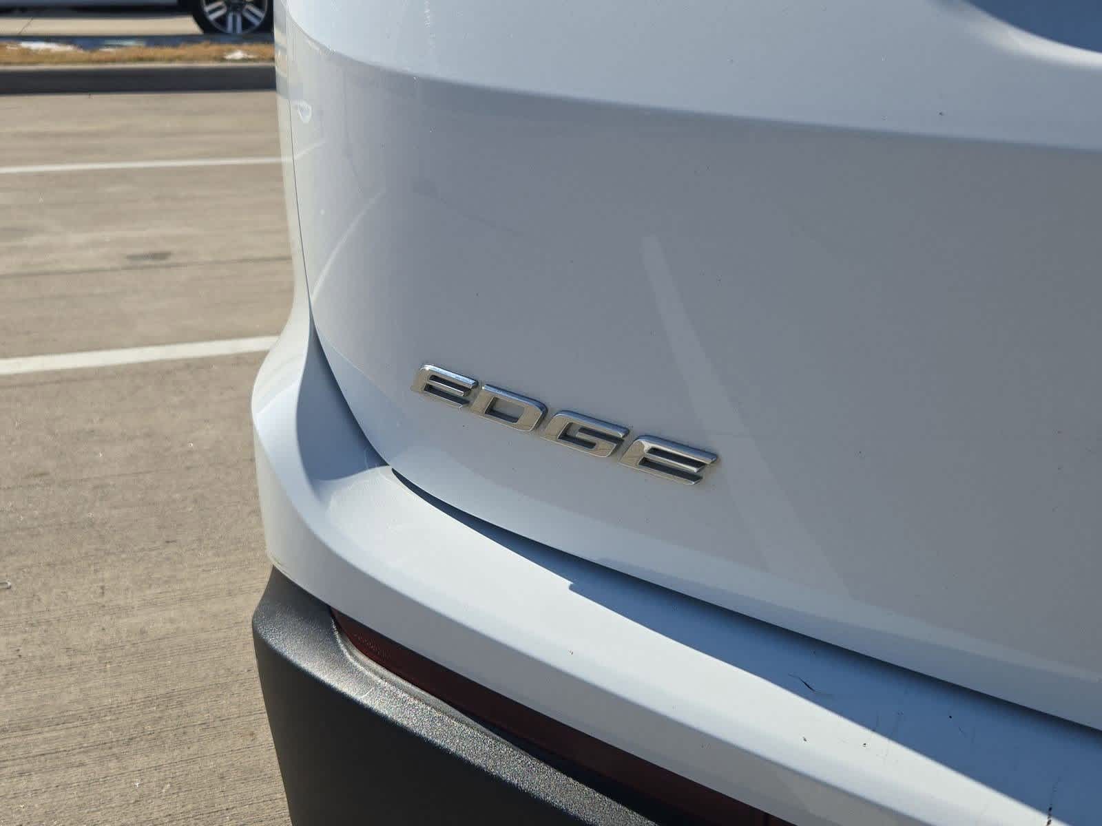 Thumbnail: 2018 Ford Edge - 11