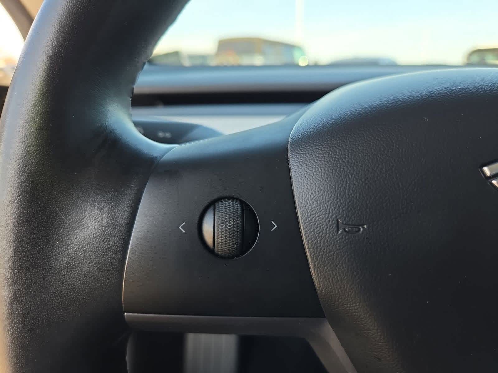 Thumbnail: 2019 Tesla Model 3 - 21