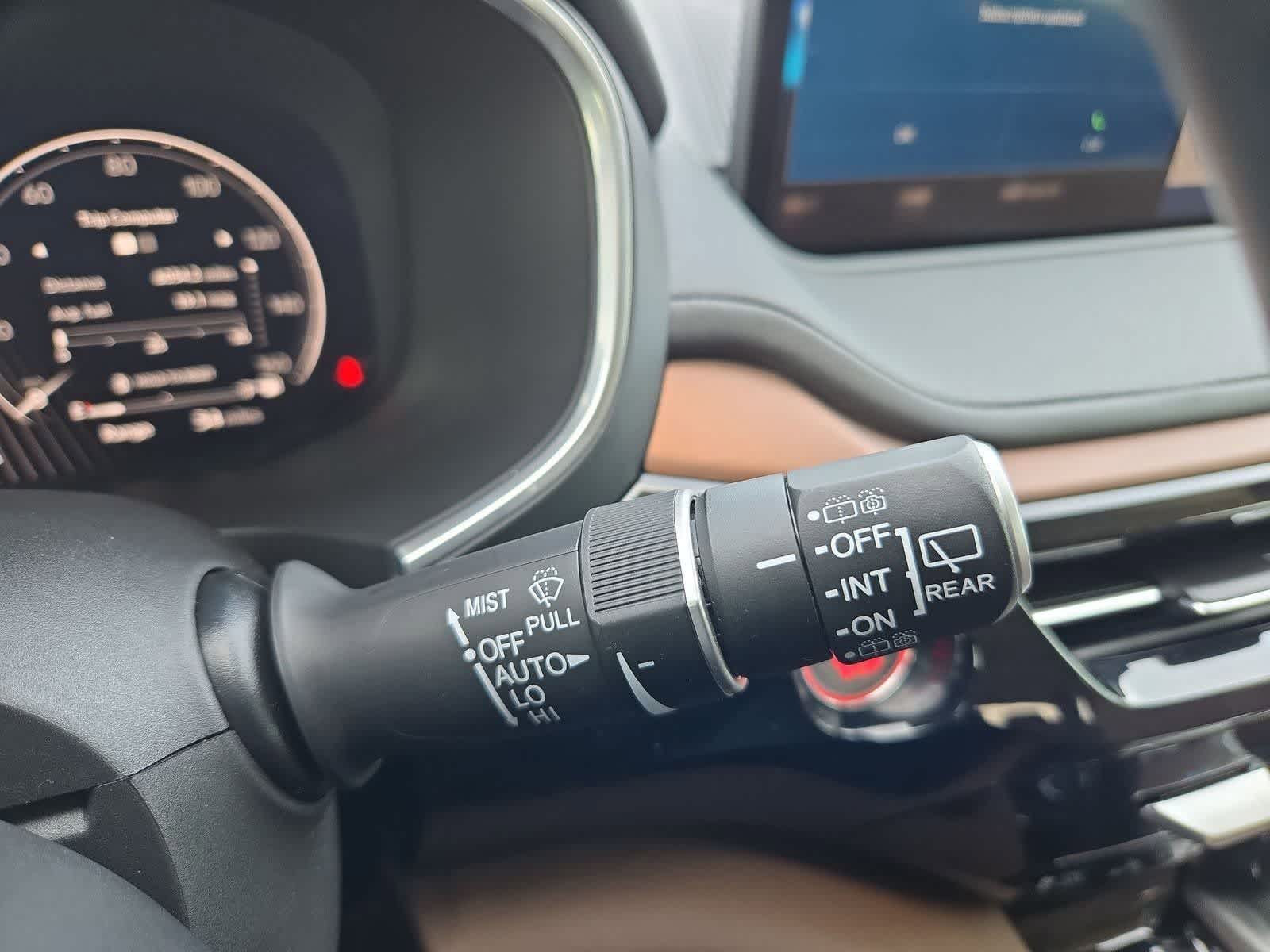 Thumbnail: 2023 Acura MDX - 25